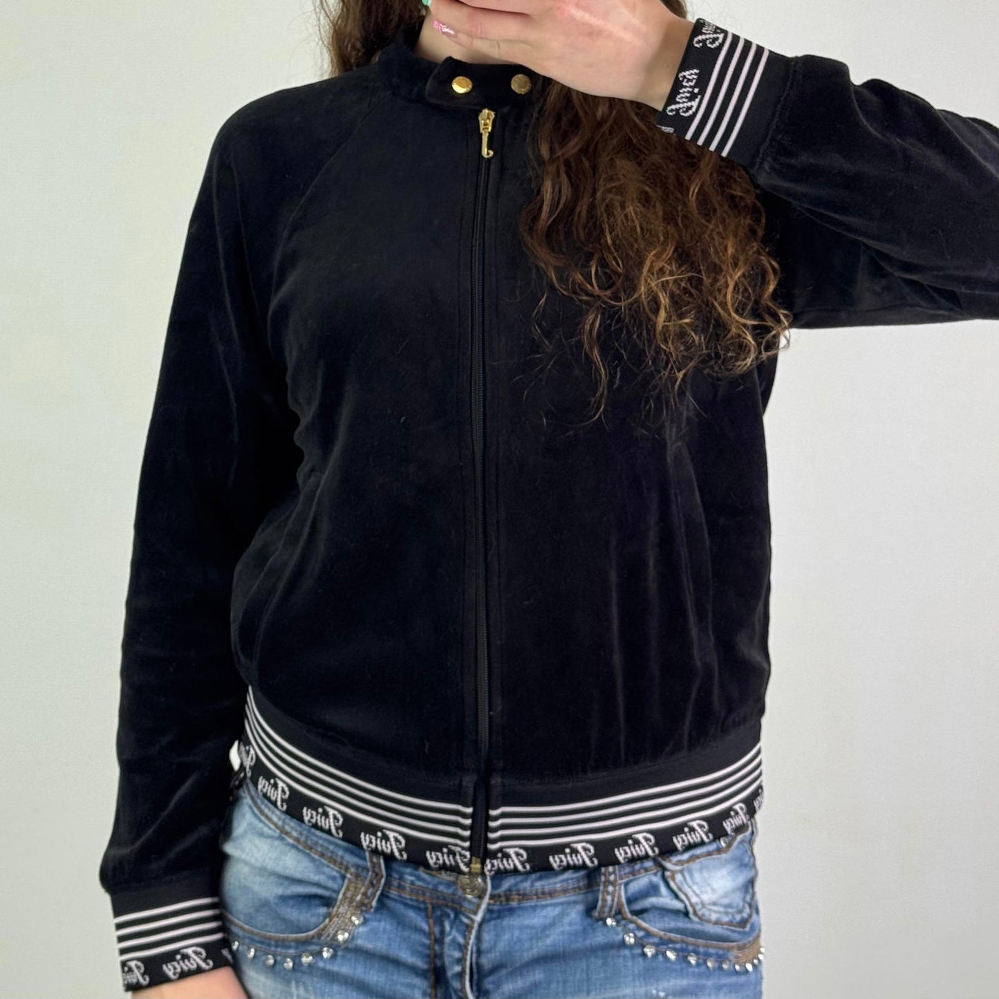 Vintage Juicy Couture black zip up velour jumper