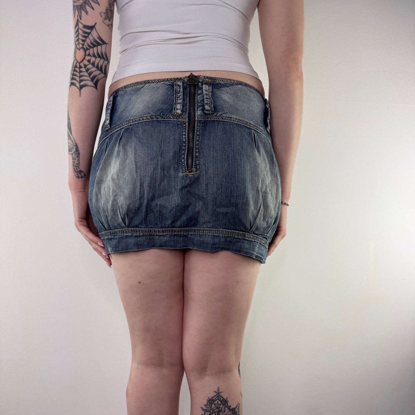 Y2K vintage denim mid rise mini skirt