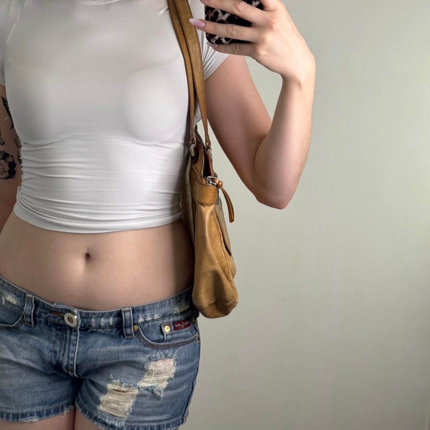 Y2K vintage Ted Baker genuine leather shoulder bag buckles light brown