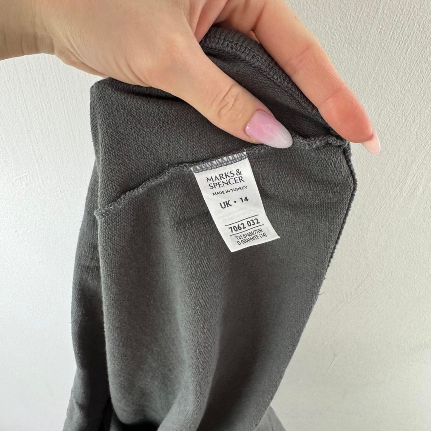 Y2K vintage slouchy off the shoulder jumper graphic print filigree silver grey