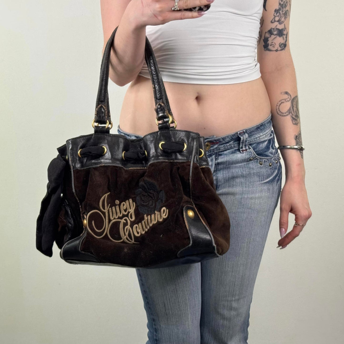 Y2K vintage Juicy Couture daydreamer bag brown velour rose floral embroidery