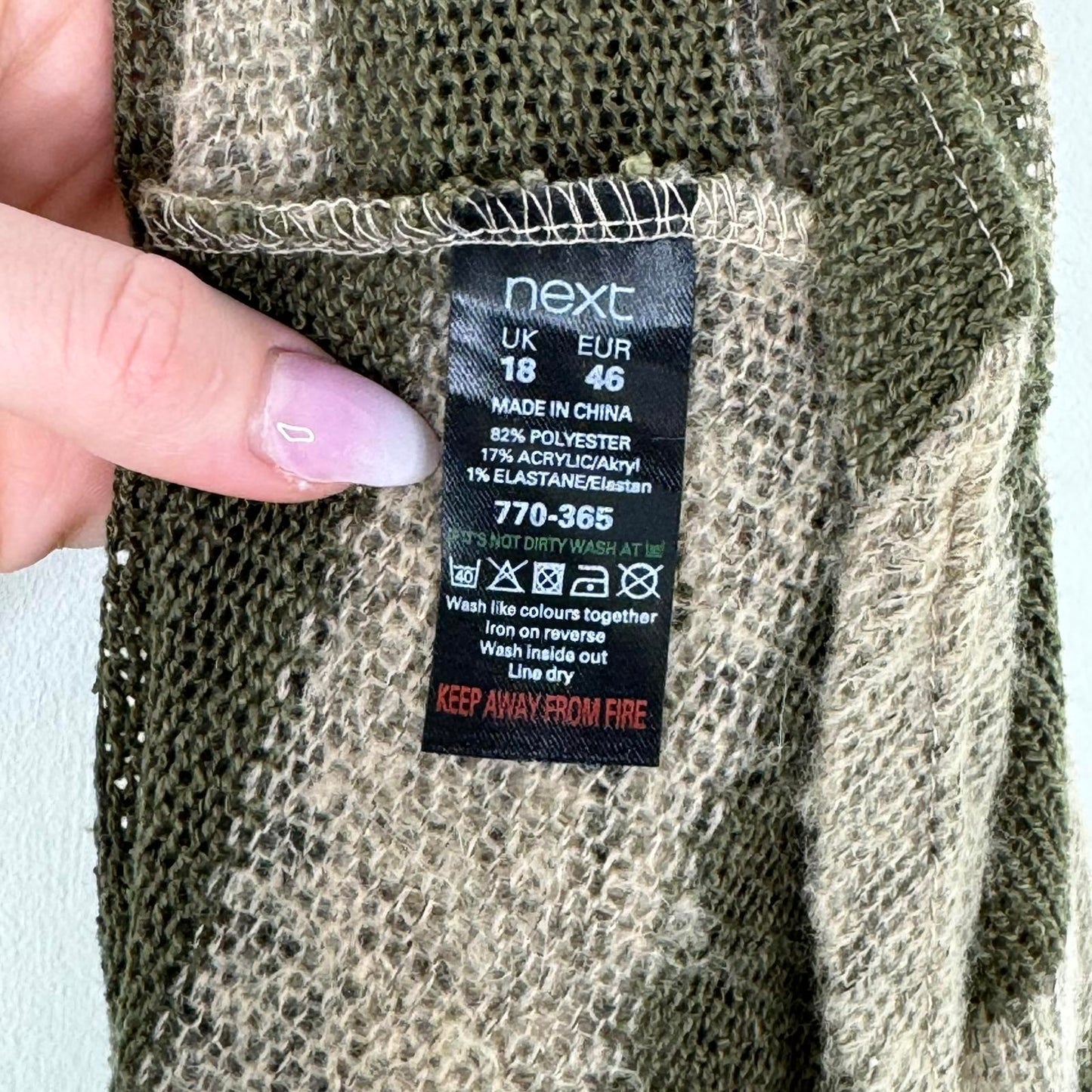 Y2K vintage fine knit stripe 3/4 sleeve top round neckline khaki sheer knitted