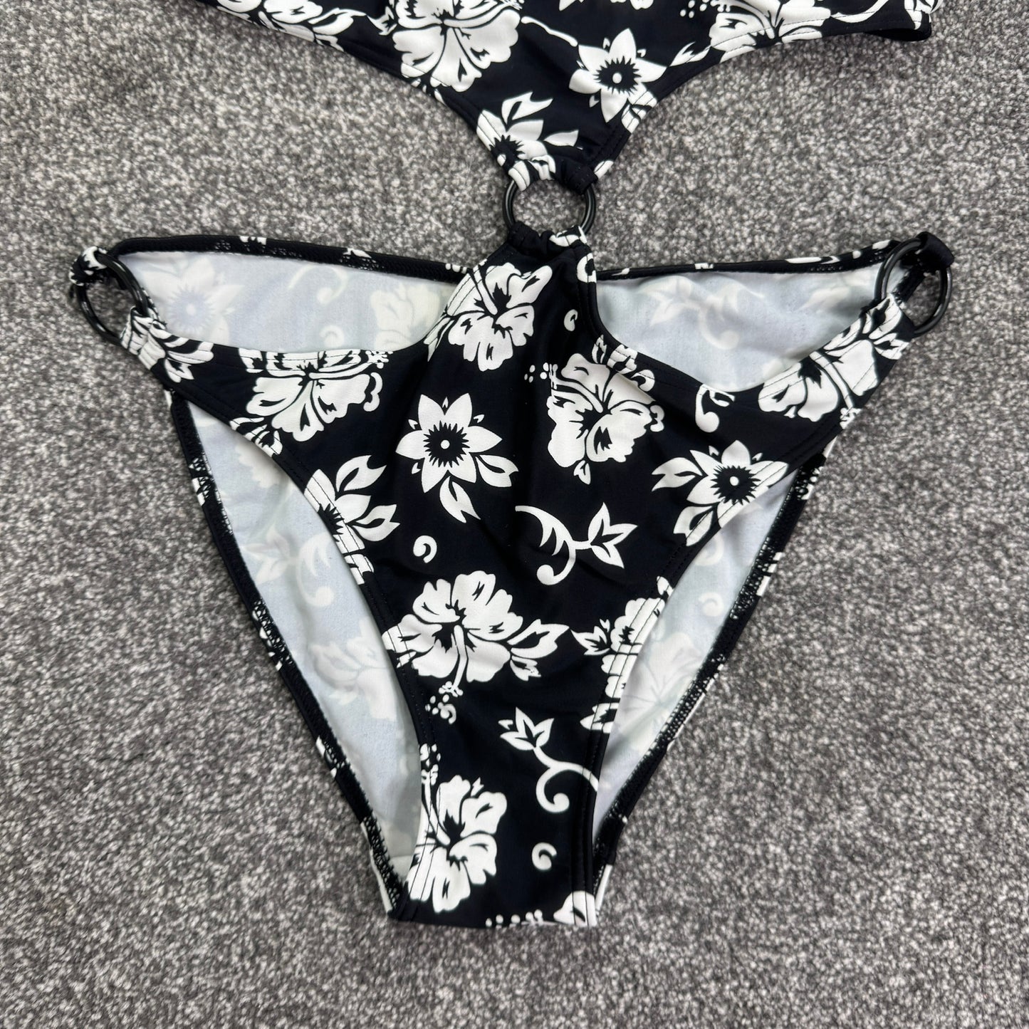 Y2K vintage one piece bikini o ring cut out floral