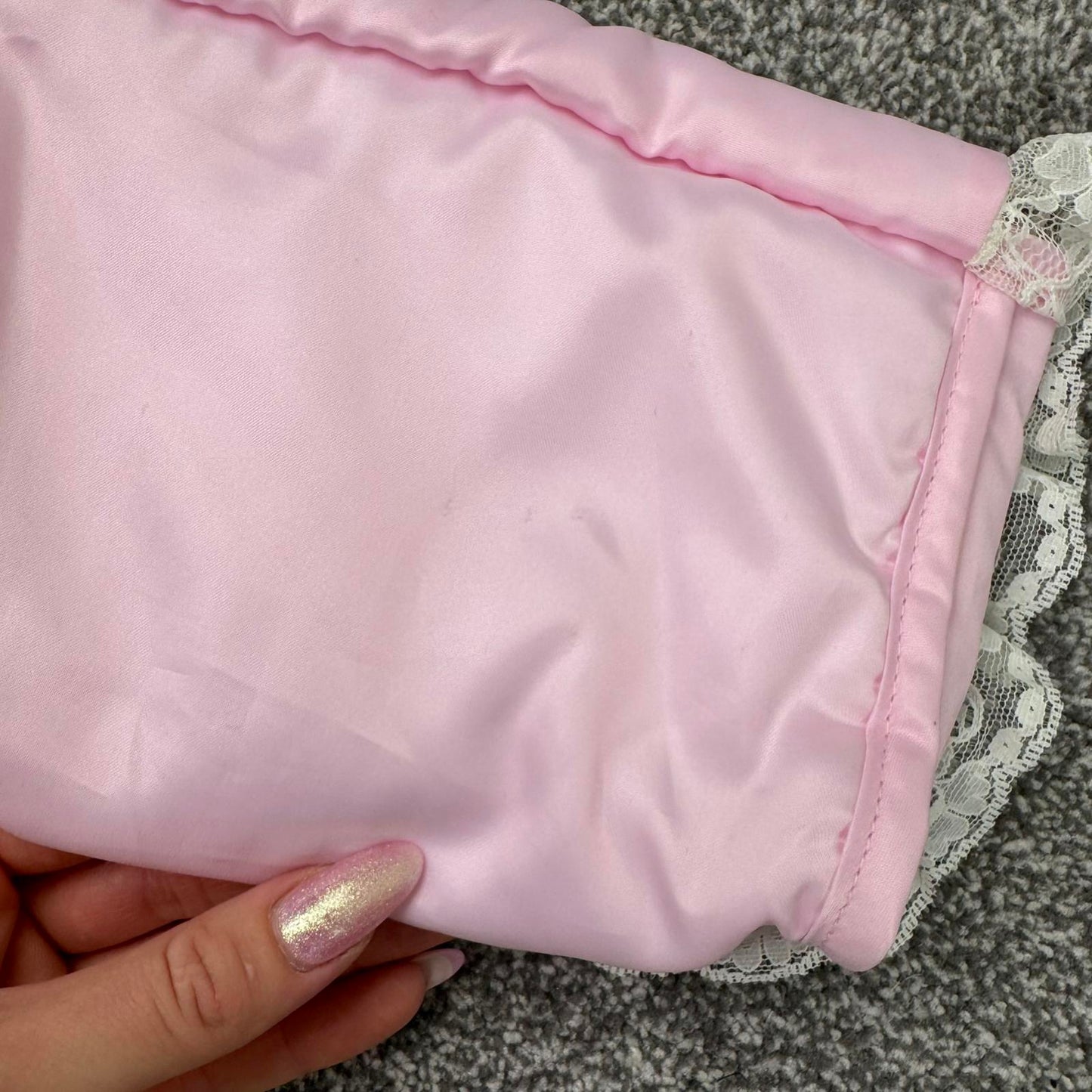 Y2K vintage coquette mini makeup bag cosmetic pouch frilly lace baby pink