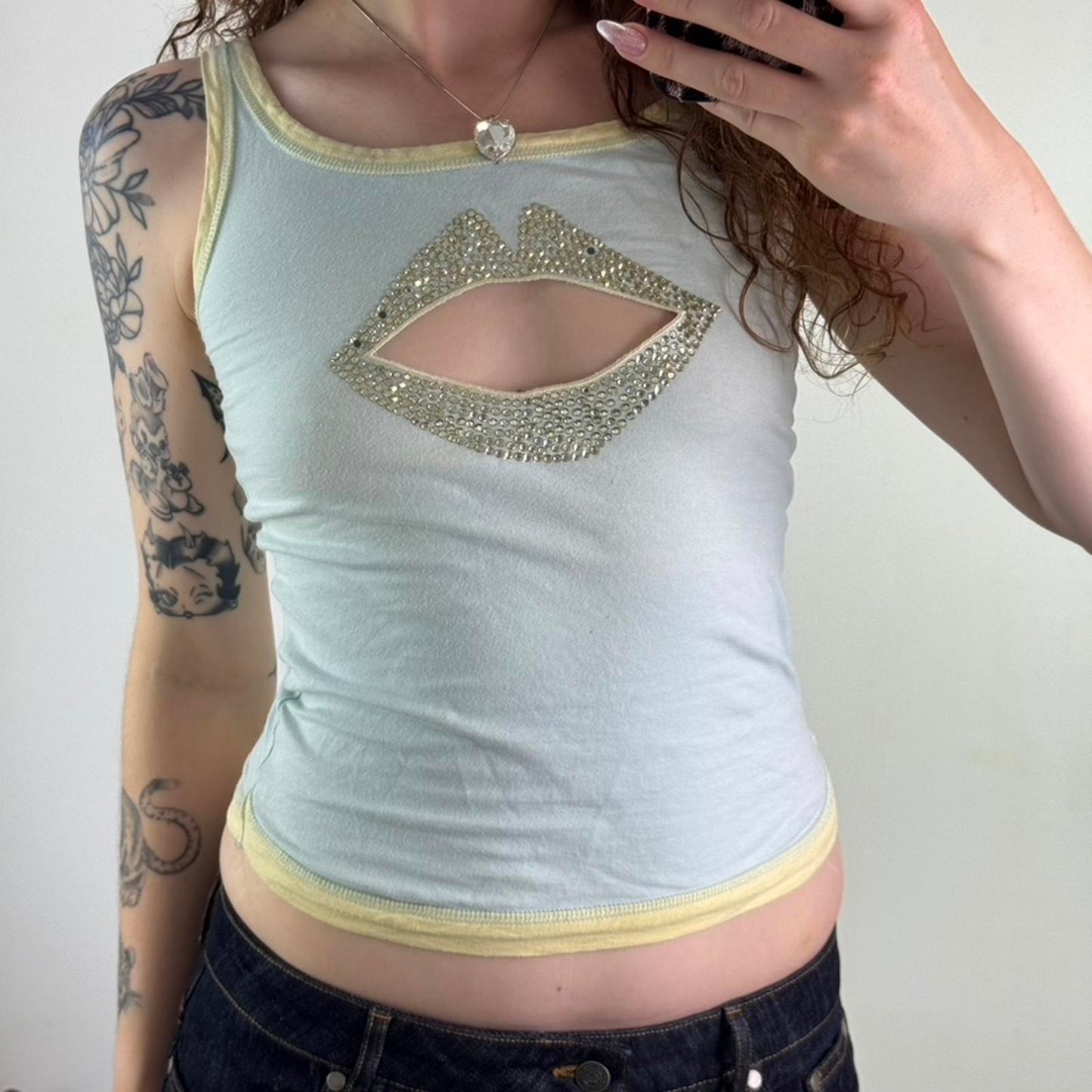 Y2K vintage cut out lips tank top rhinestone baby blue yellow ringer slight crop