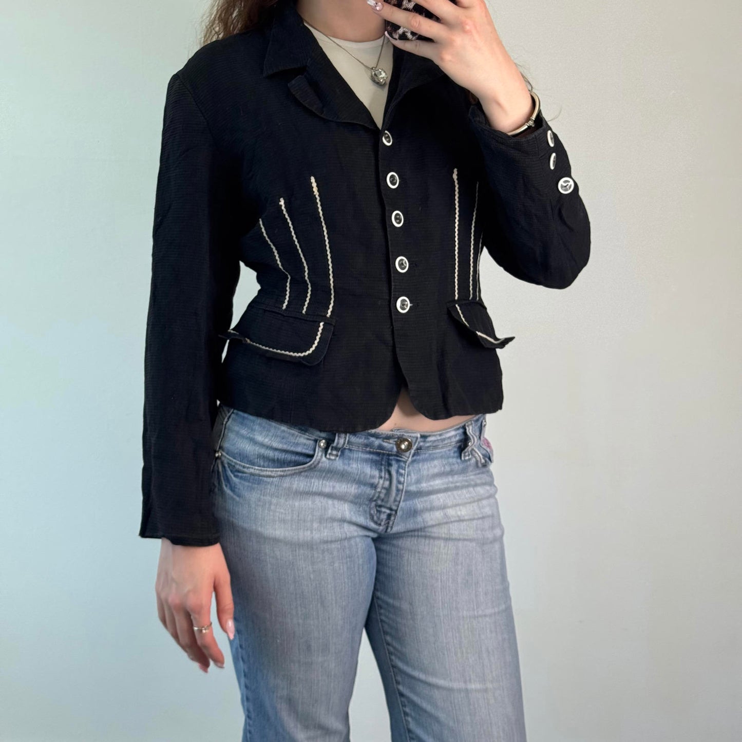 Y2K vintage office fitted blazer button up monochrome contrast stitch formal