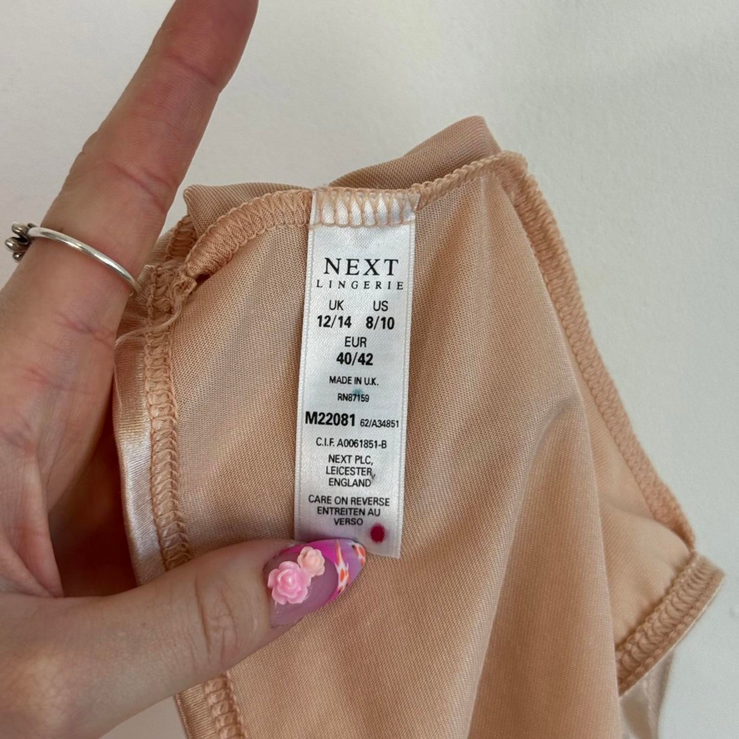 Y2K vintage satin floral embroidered cami top cropped strappy stretchy