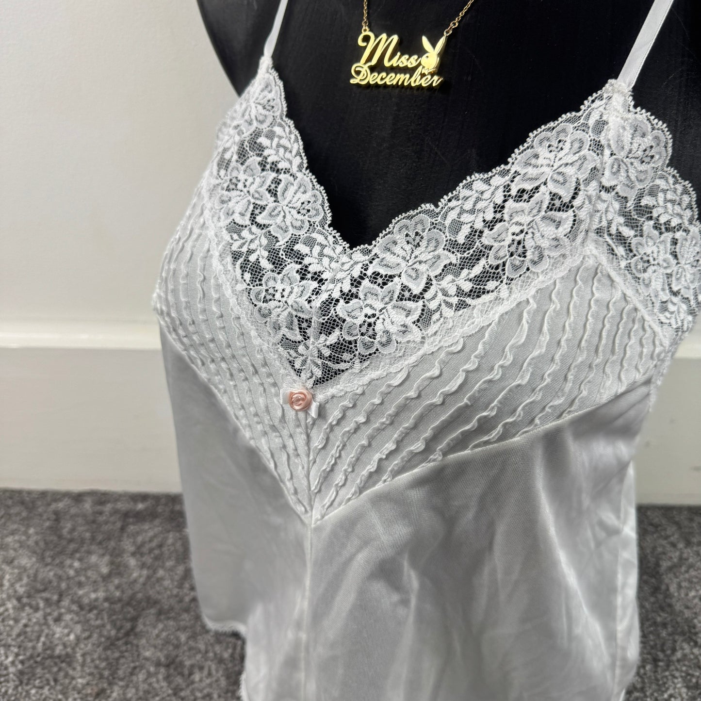 Vintage lace trim rose cami top