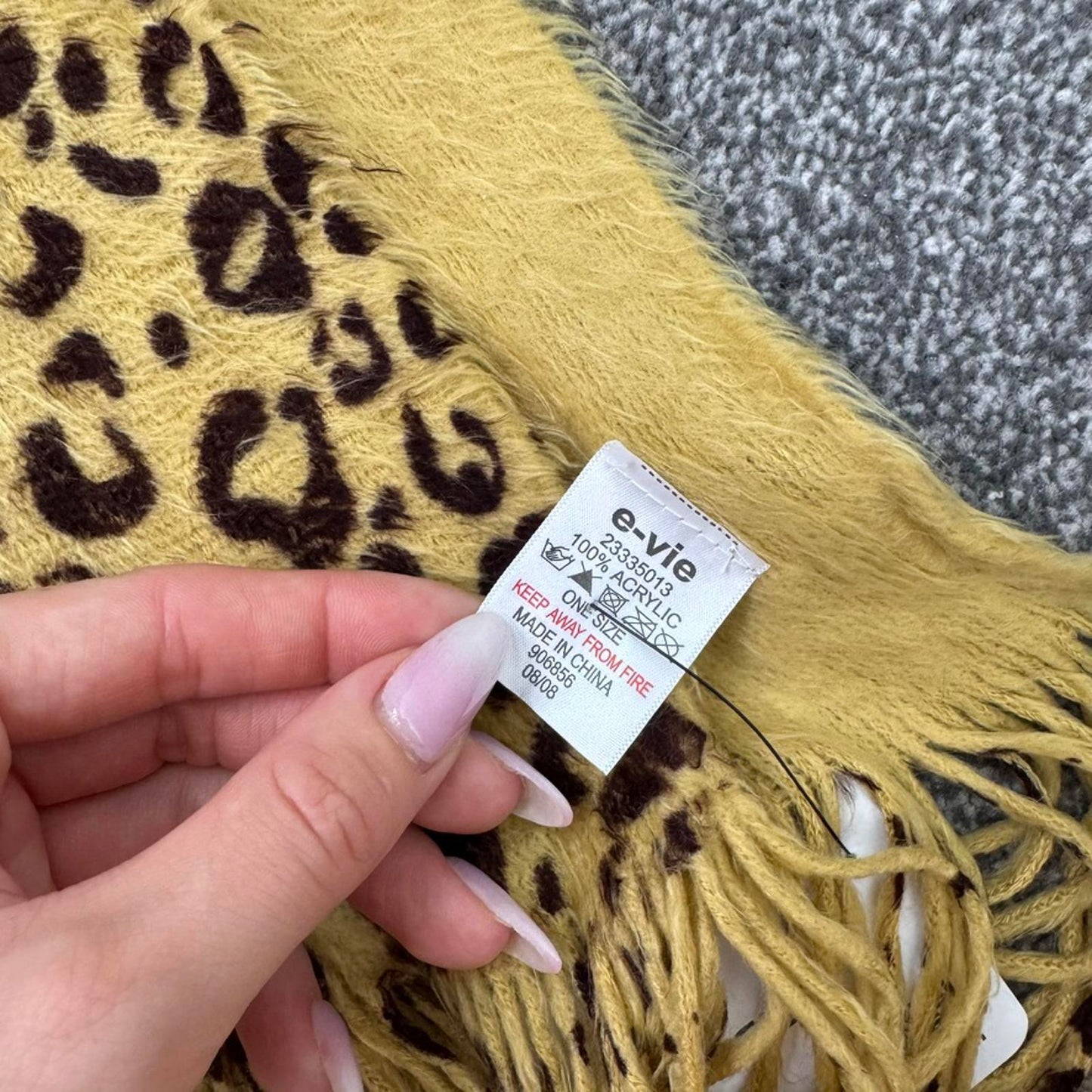 Y2K vintage Evie leopard print fluffy scarf beige brown pattern