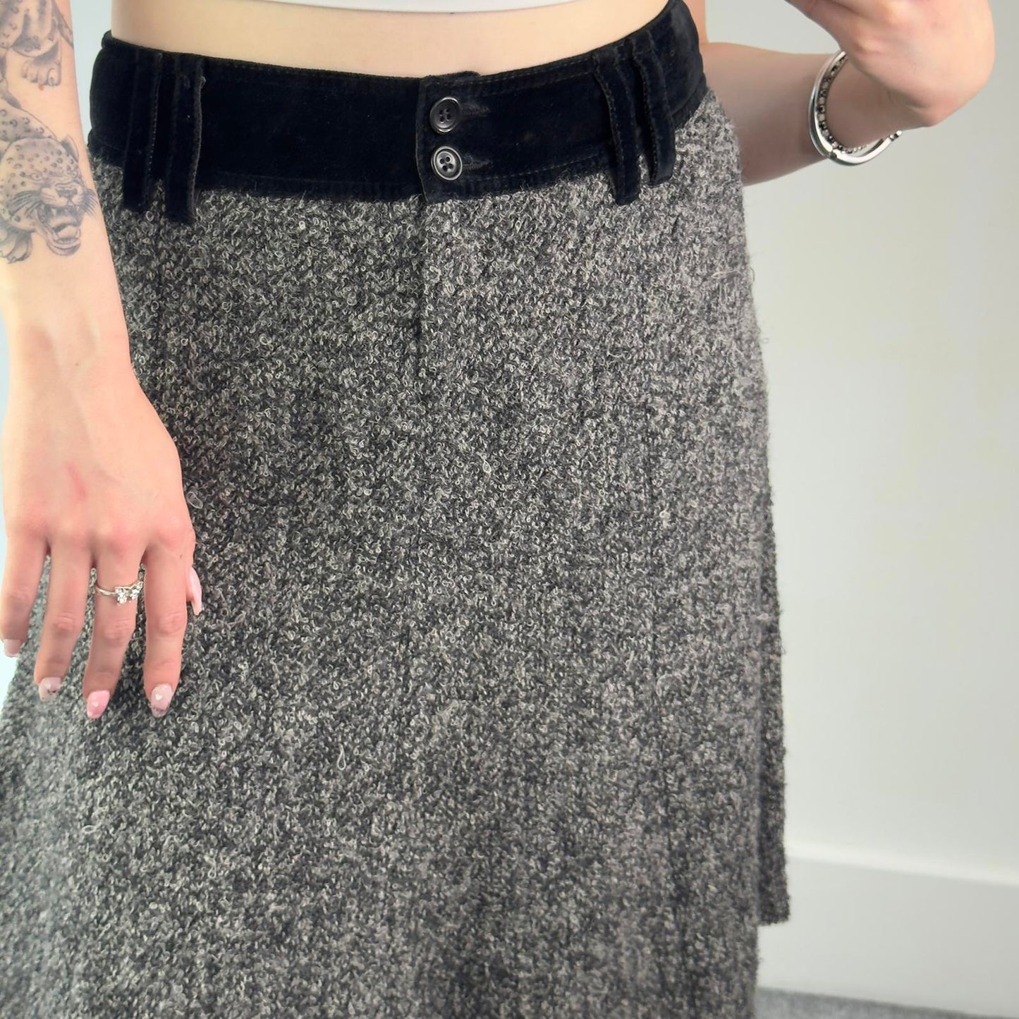 Armani Collezioni midi skirt wool a line velvet trim waistband office formal