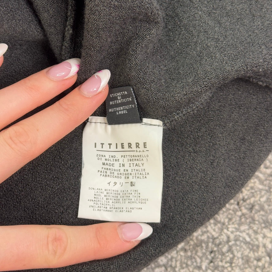 Vintage Versace Jeans Couture grey fine knit v neck jumper