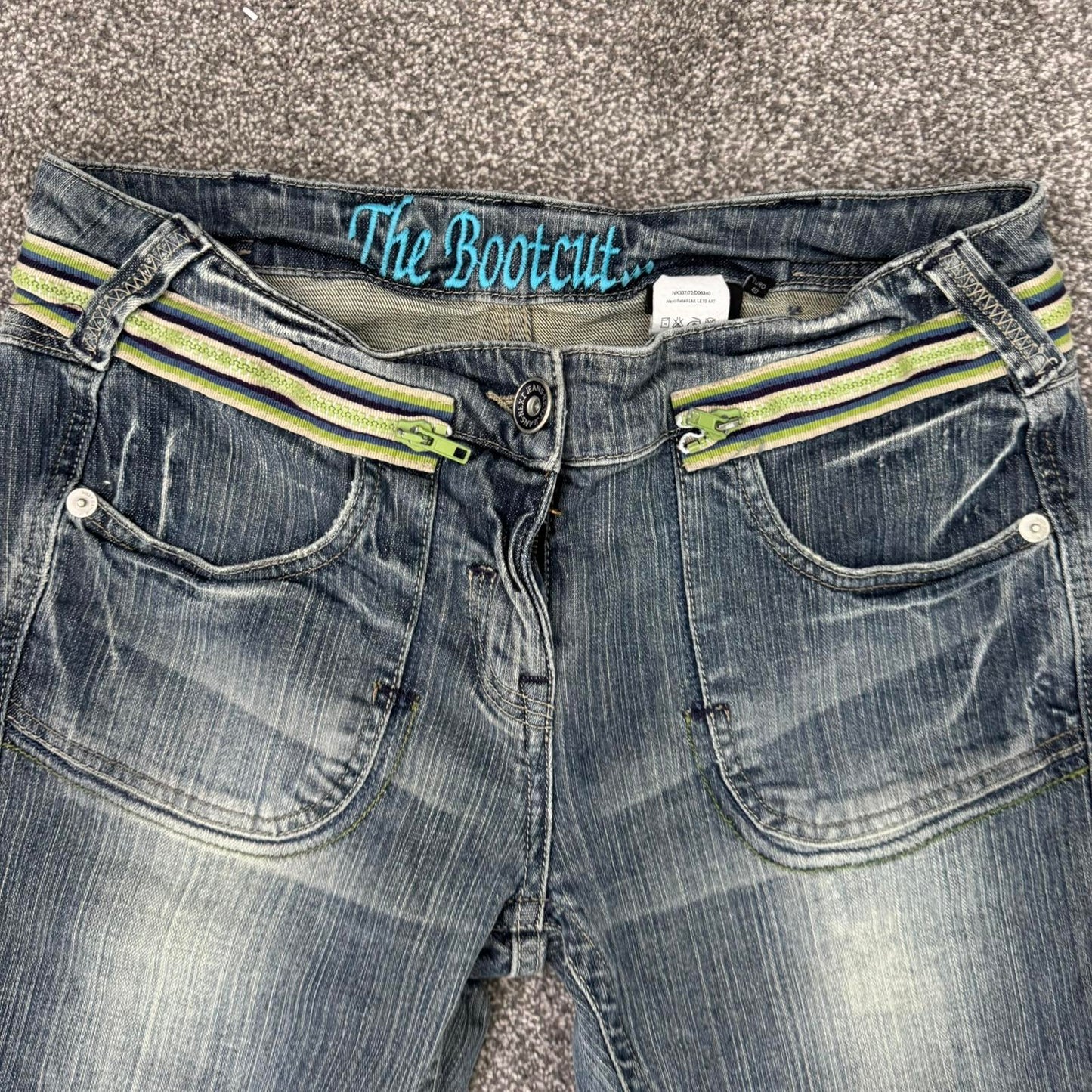 Y2K vintage faded denim wash bootcut jeans stripe zipper detail stretchy