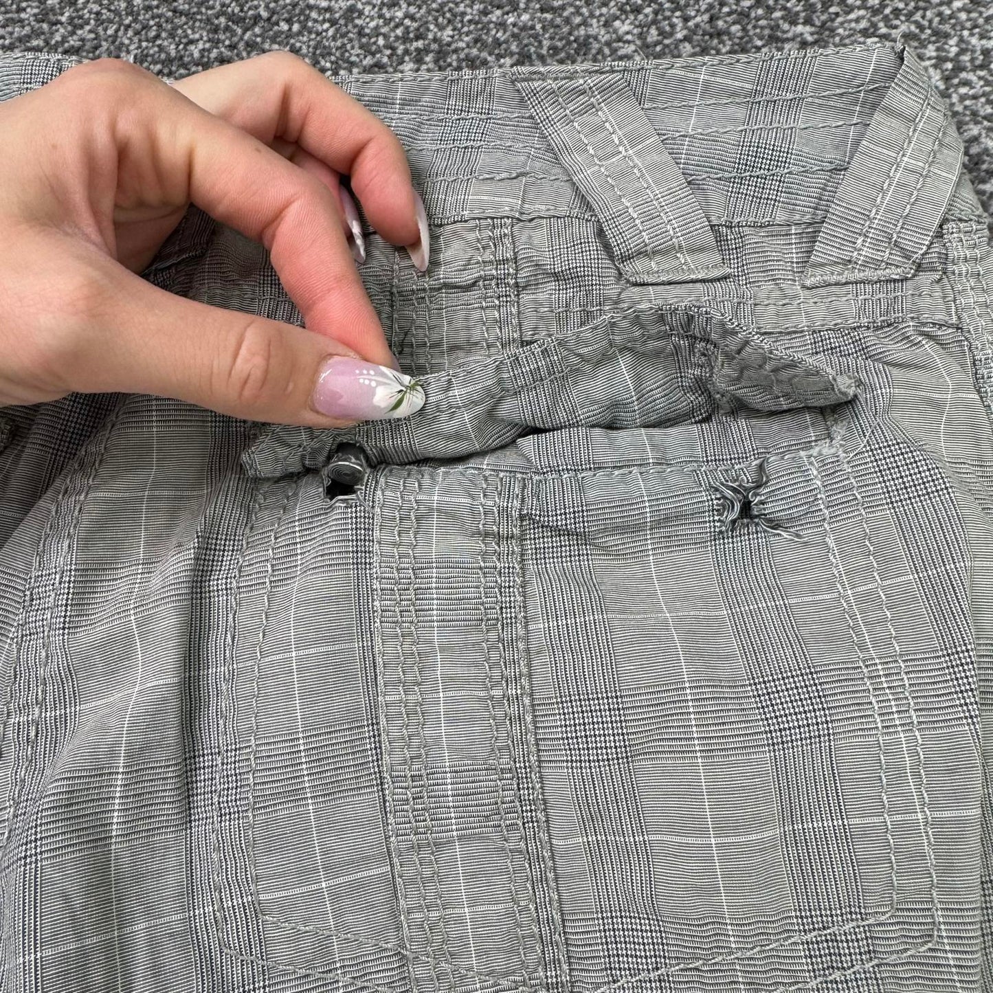 Y2K vintage low rise cropped cargo trousers capri crop plaid tartan toggle