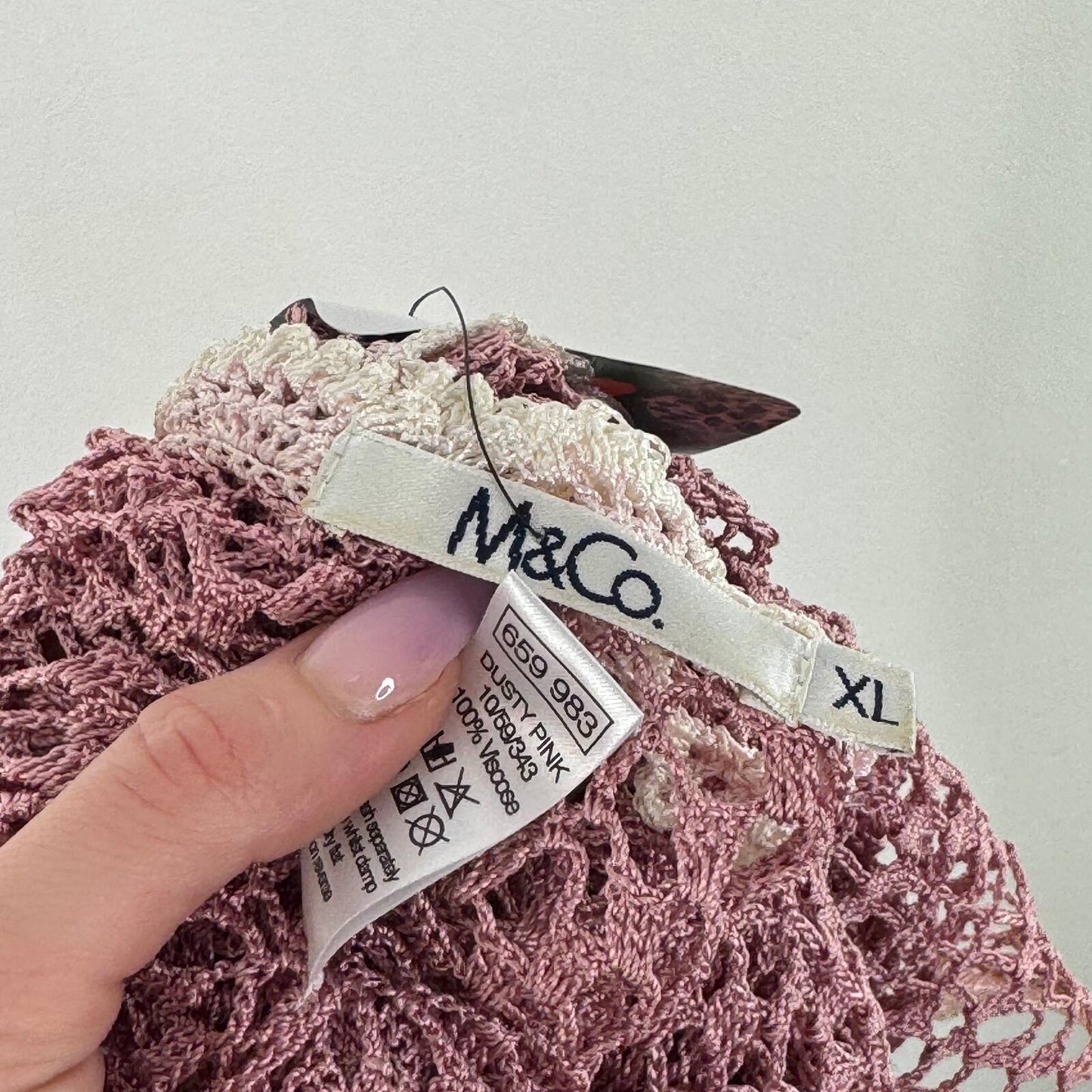 Y2K vintage cardigan crochet sequin scallop hem pink white v neck longline sheer