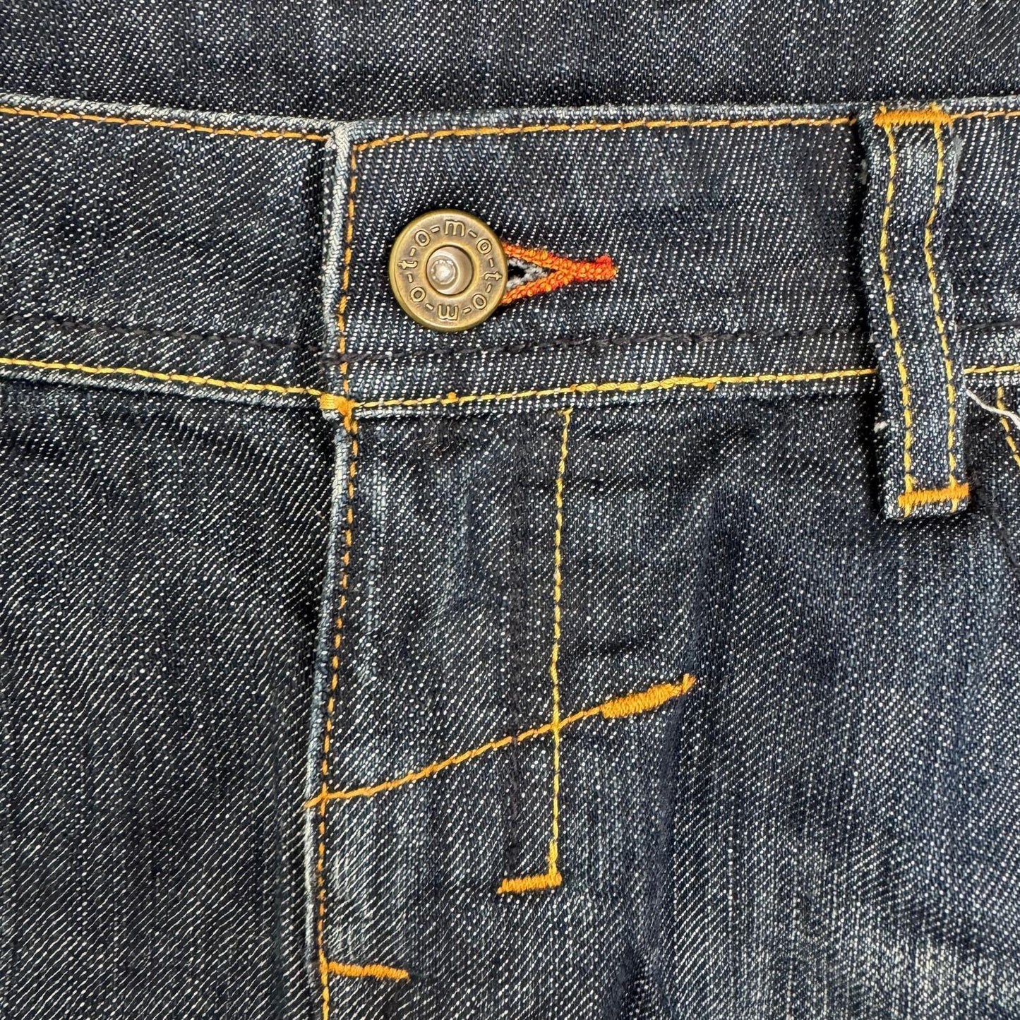 Y2K vintage mini skirt dark blue wash cargo pockets low rise fraying hem