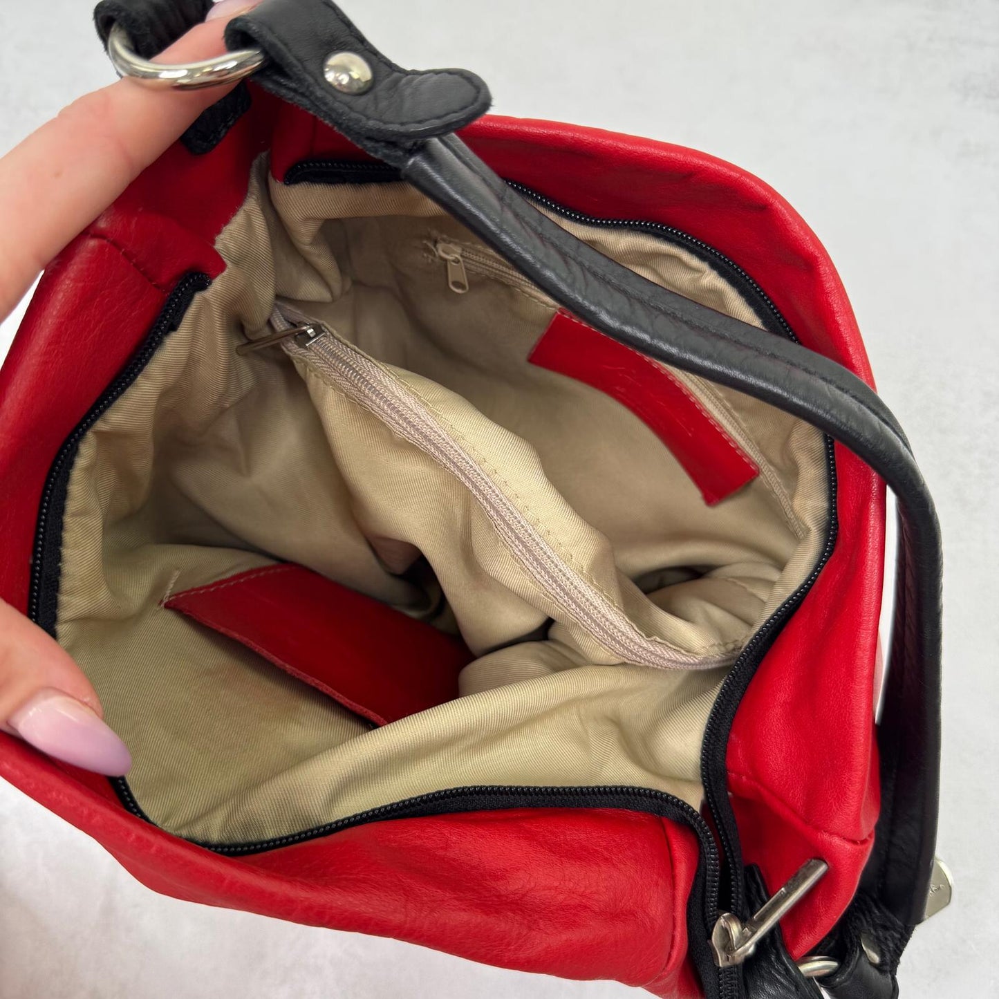 Anna Morellini genuine leather shoulder bag with crossbody strap red black
