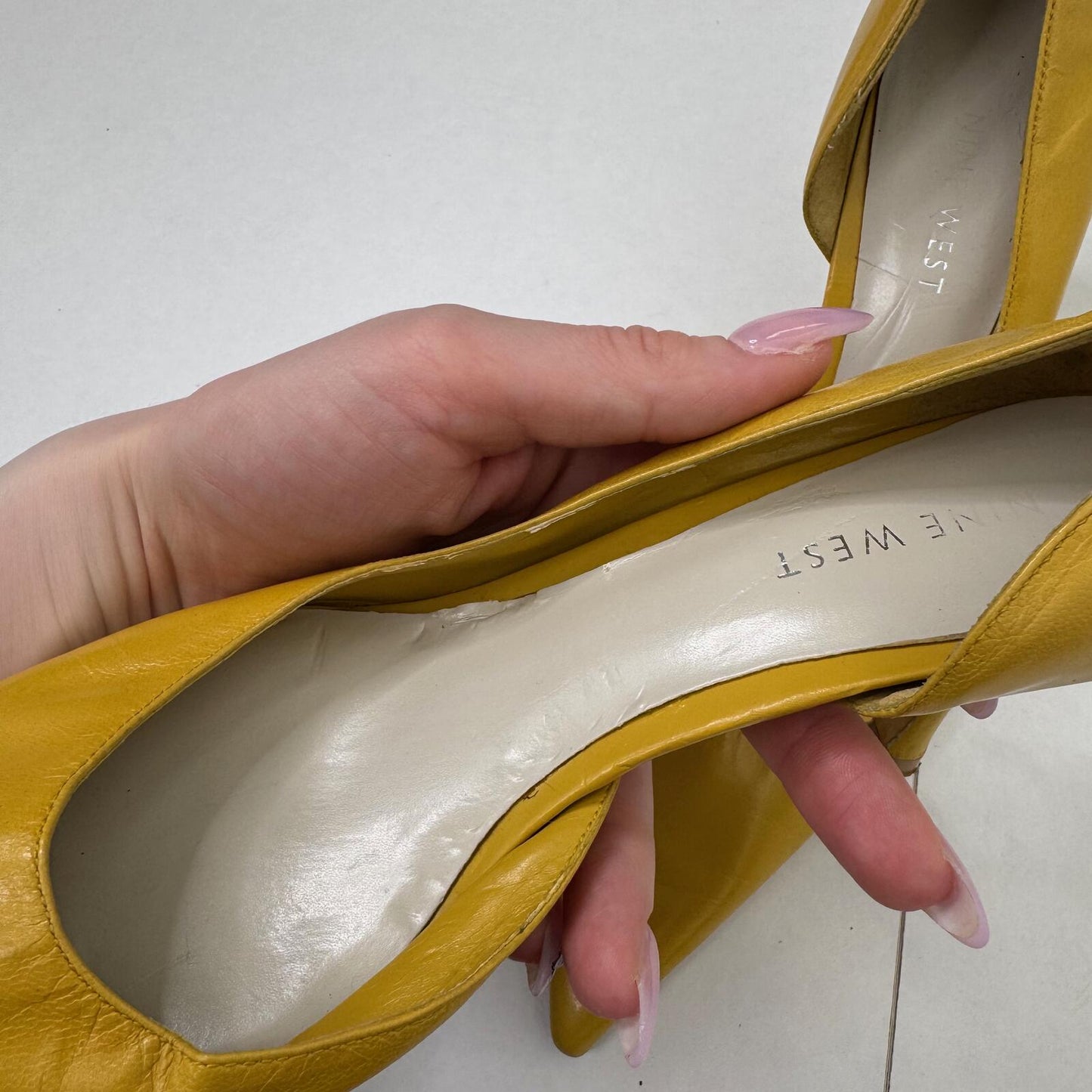 Y2K vintage genuine leather court heels pointed toe yellow stiletto