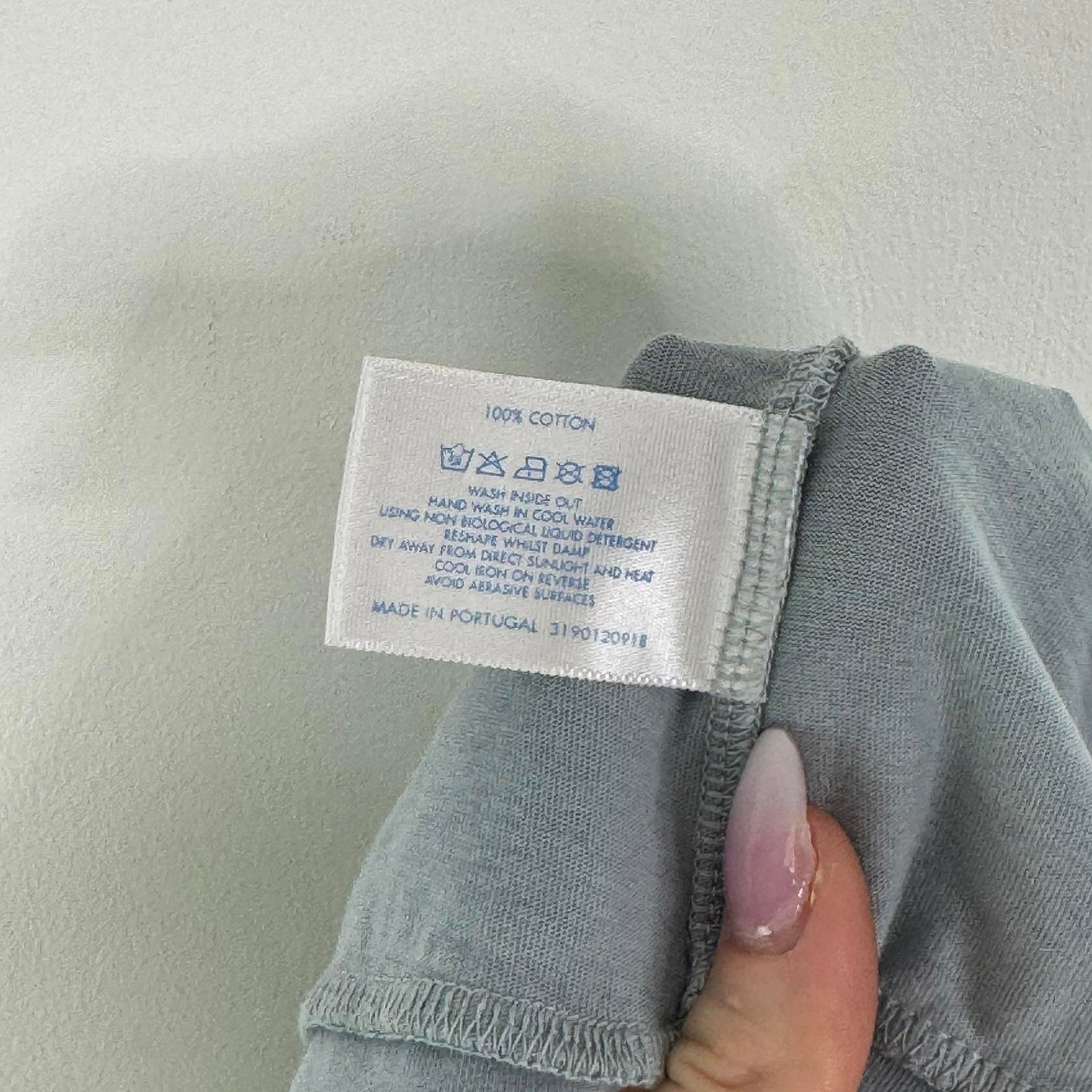 Y2K vintage Oasis 3D rose cami top strappy light blue buttons slight crop short