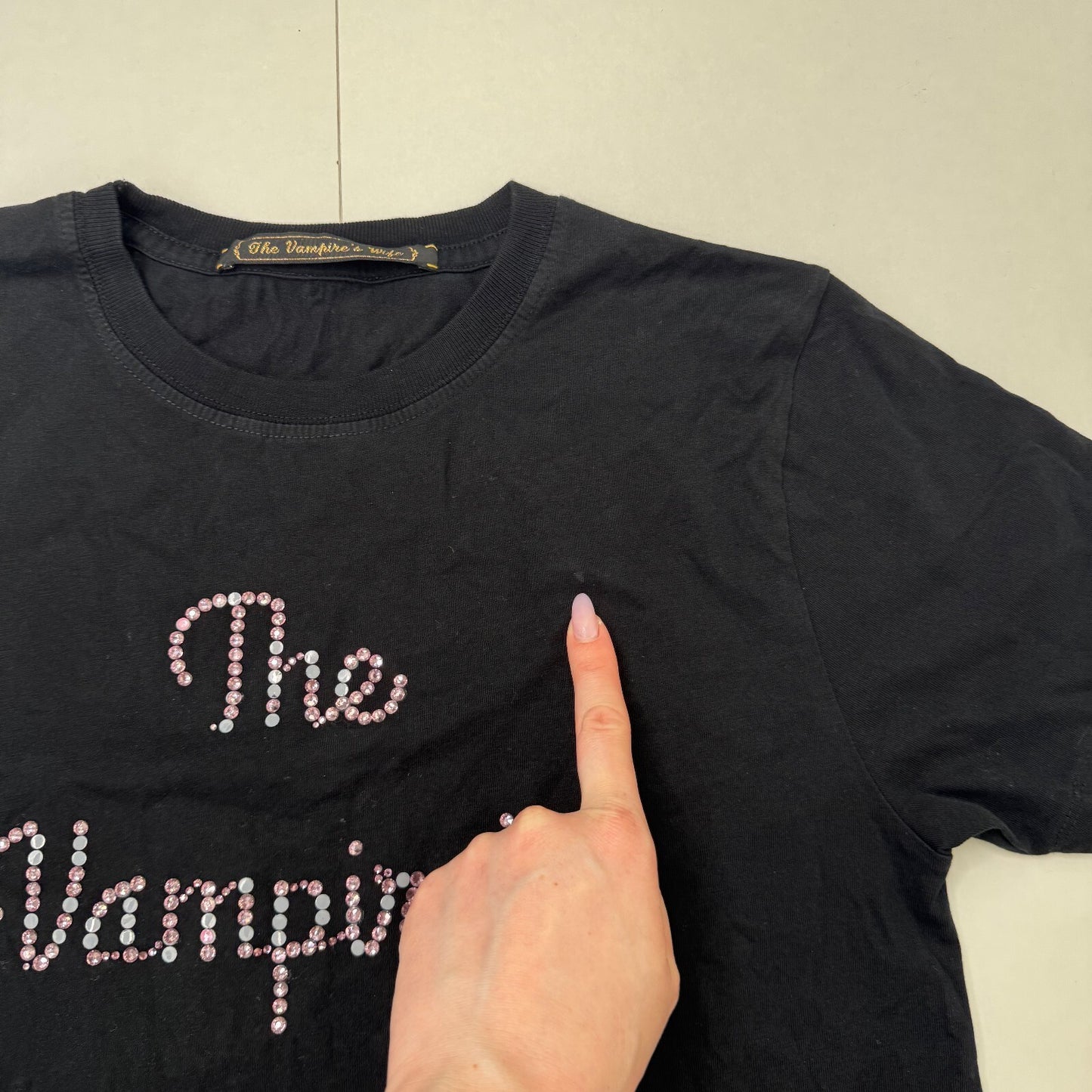 The Vampire's Wife T shirt top rhinestones pink black
