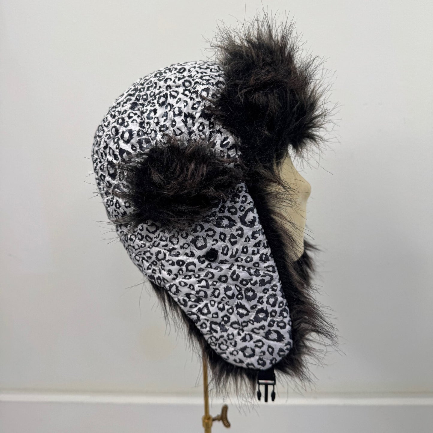 Y2K vintage trapper hat faux fur leopard print quilted black white unisex
