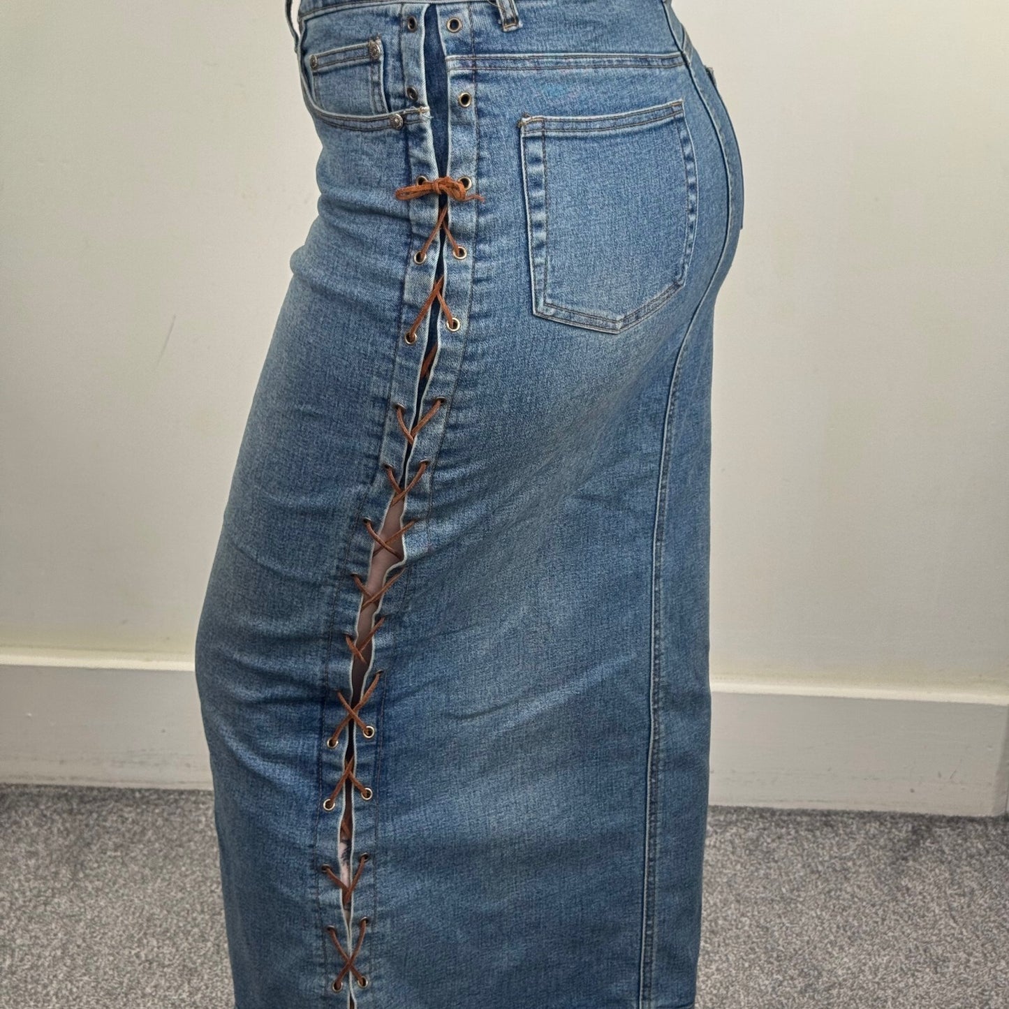 Y2K vintage denim maxi skirt lace up sides stretchy faded mid blue wash fitted