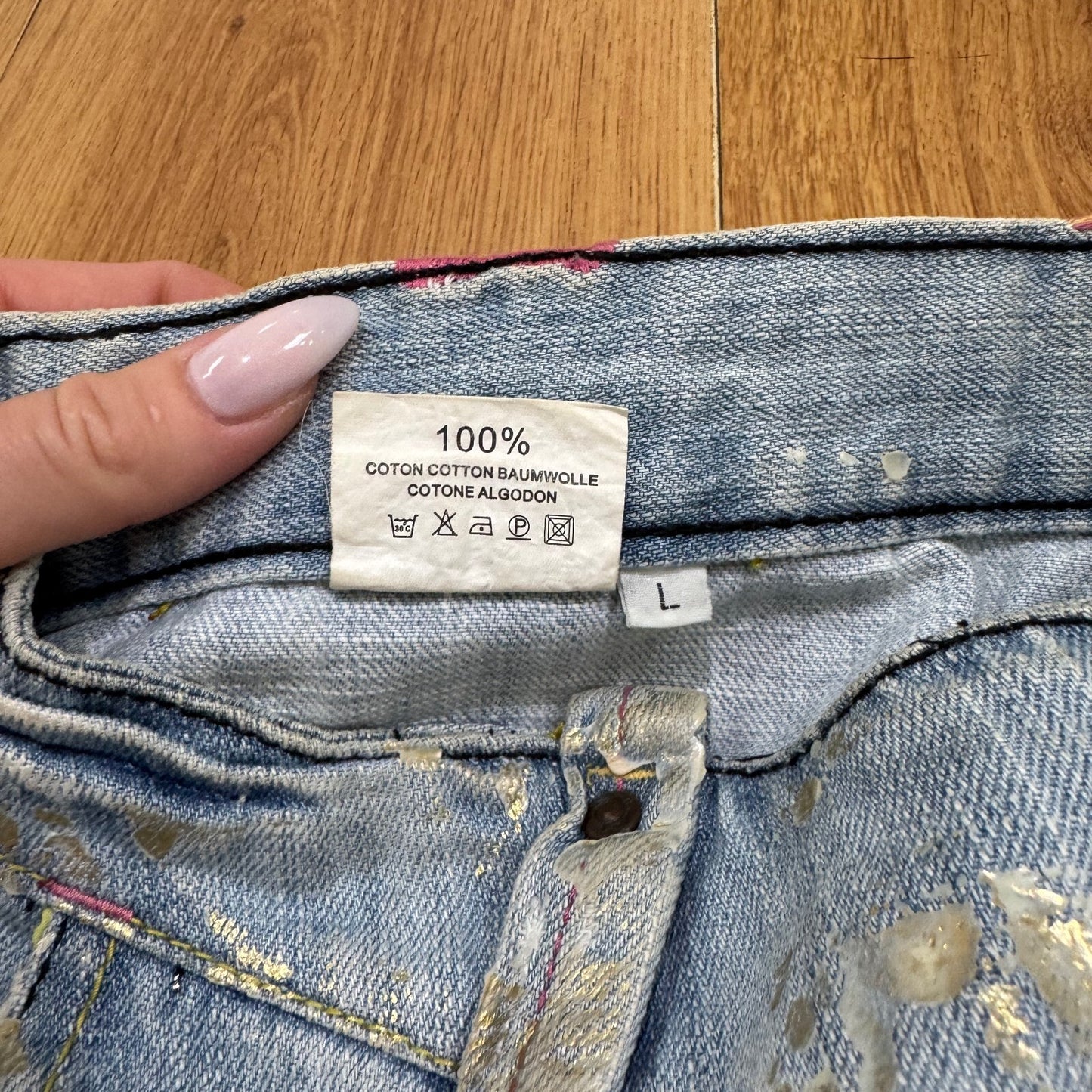 Y2K vintage denim mini skirt low rise light blue wash gold pockets