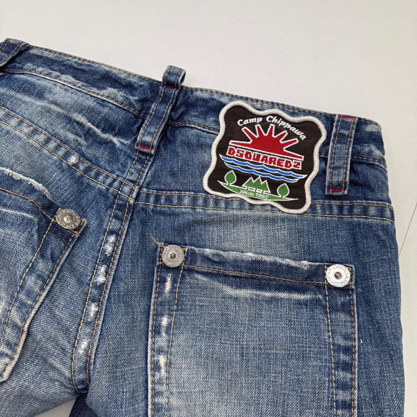 Y2K vintage DSQUARED2 capri jeans denim cropped low rise faded distressed