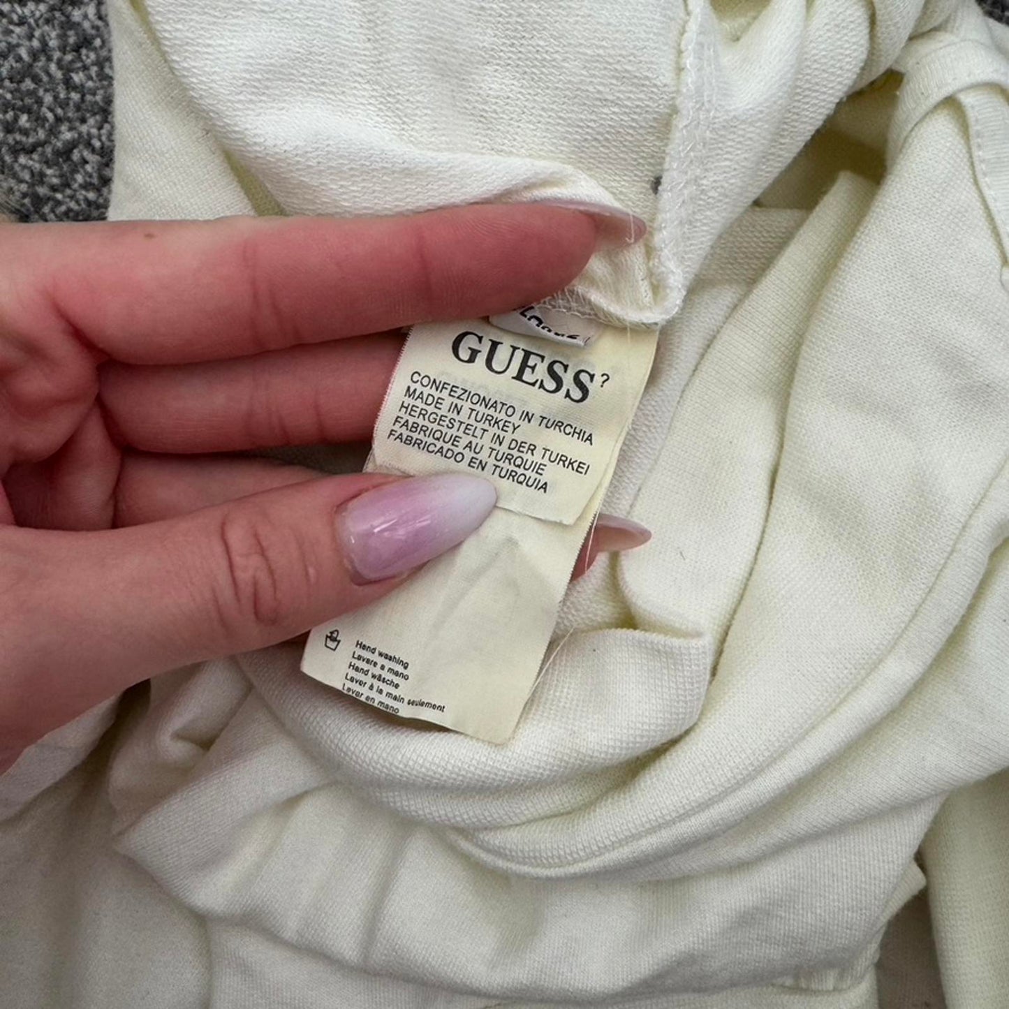 Y2K vintage Guess slouchy jumper rhinestone i love lightweight graphic print