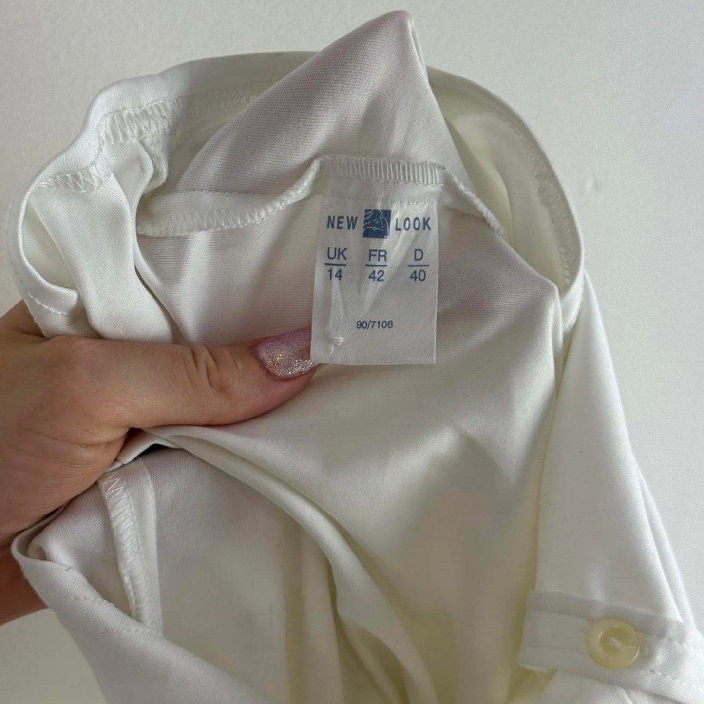 Y2K vintage stretchy button up blouse shirt 3/4 length sleeve v neck fitted