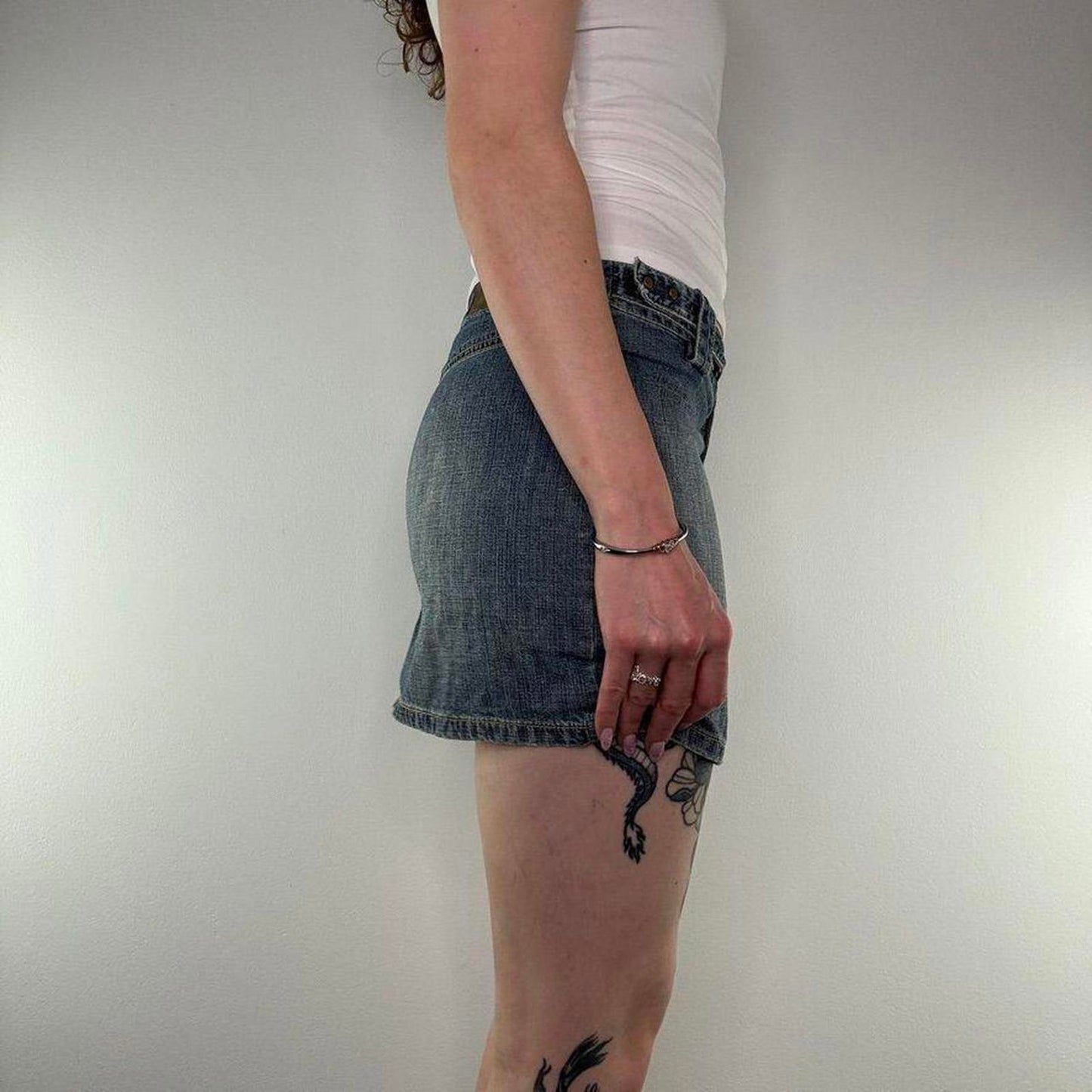 Y2K vintage mid rise faded denim buckle belt studded mini skirt contrast stitch