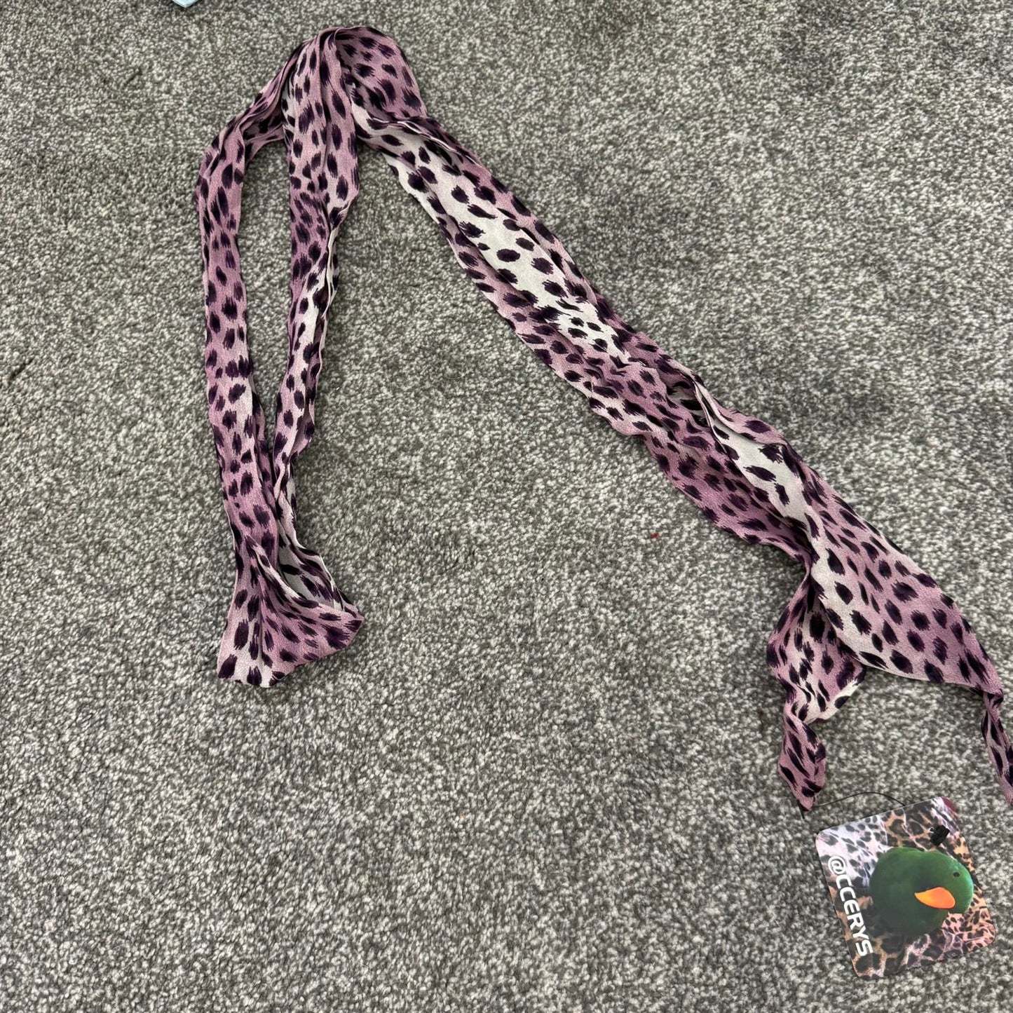 Y2K vintage skinny scarf cheetah print purple