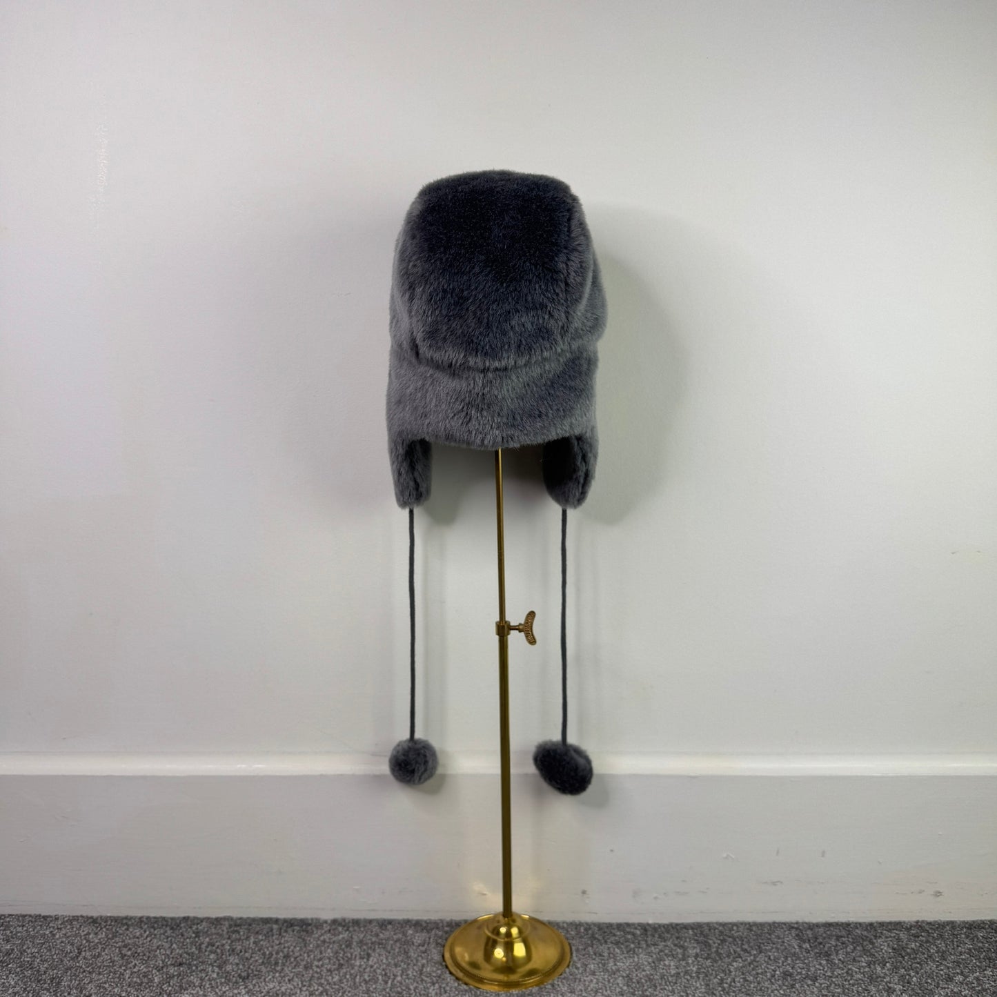 Y2K vintage grey faux fur trapper hat pom poms