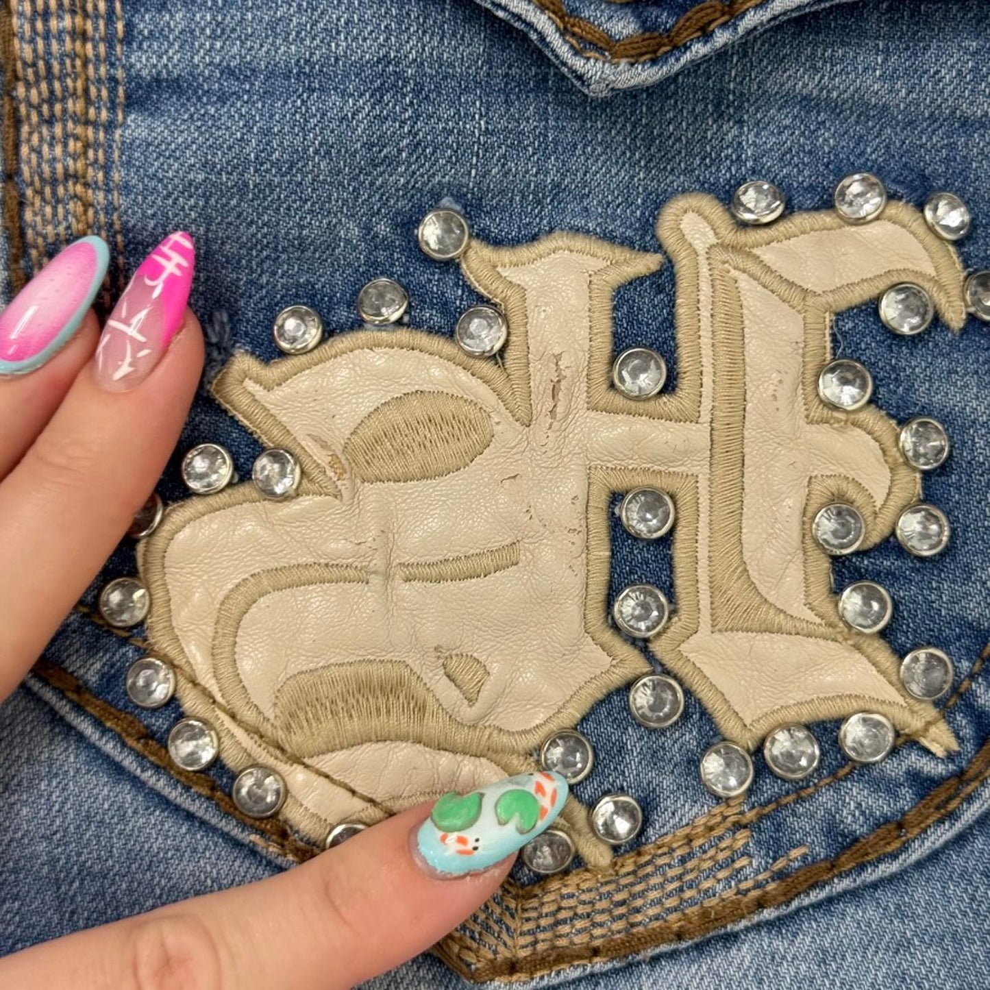 Y2K vintage low rise slim straight leg bootcut jeans faded denim rhinestones