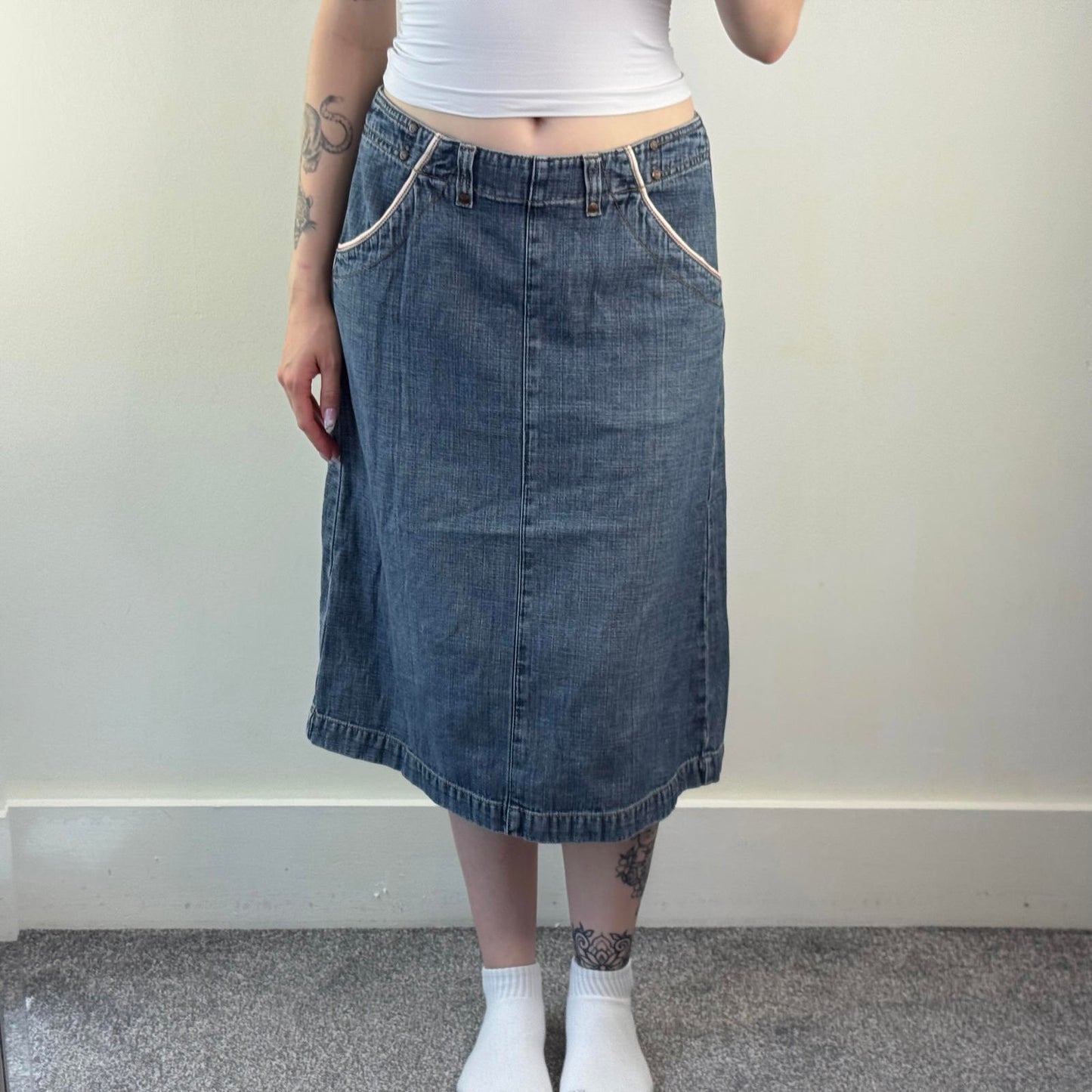 Y2K vintage a line faded denim midi skirt with side pockets