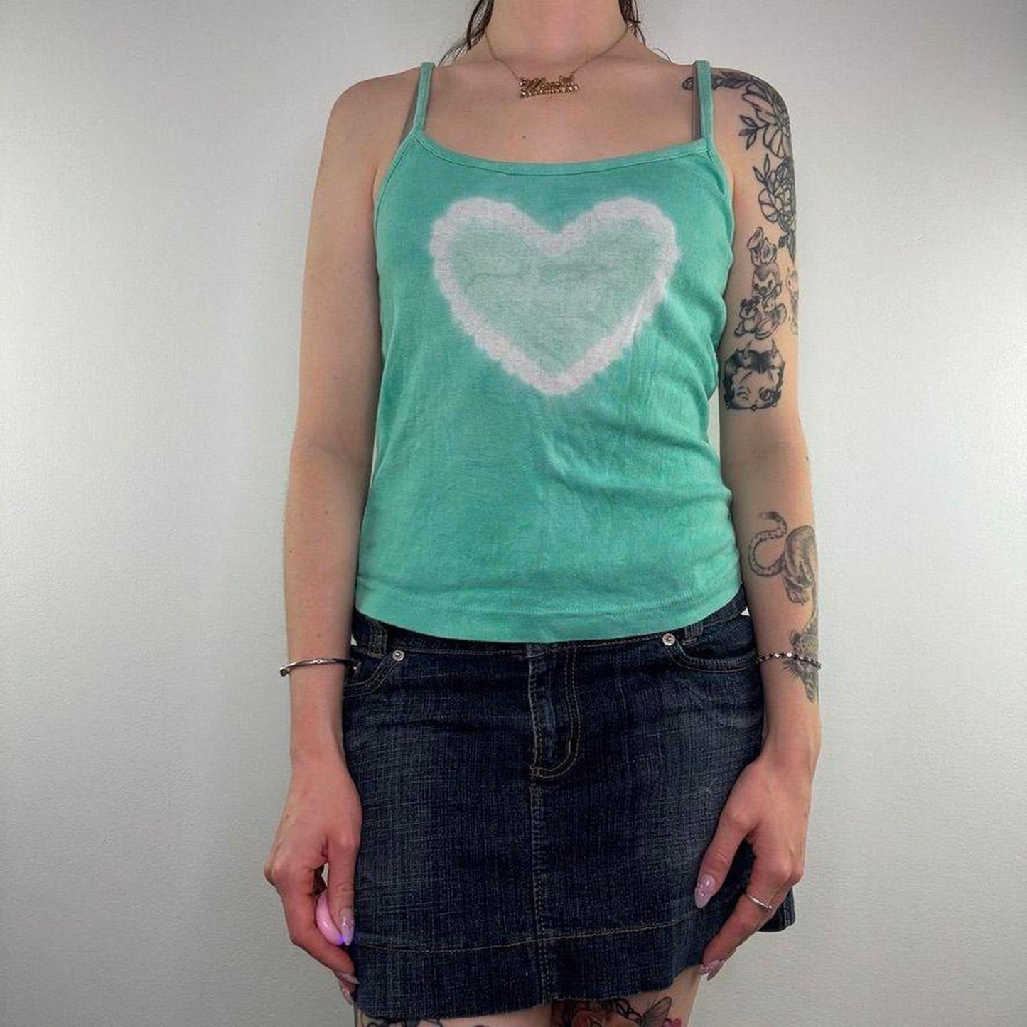 Y2K vintage tie dye heart cami top ombre white turquoise beach summer strappy