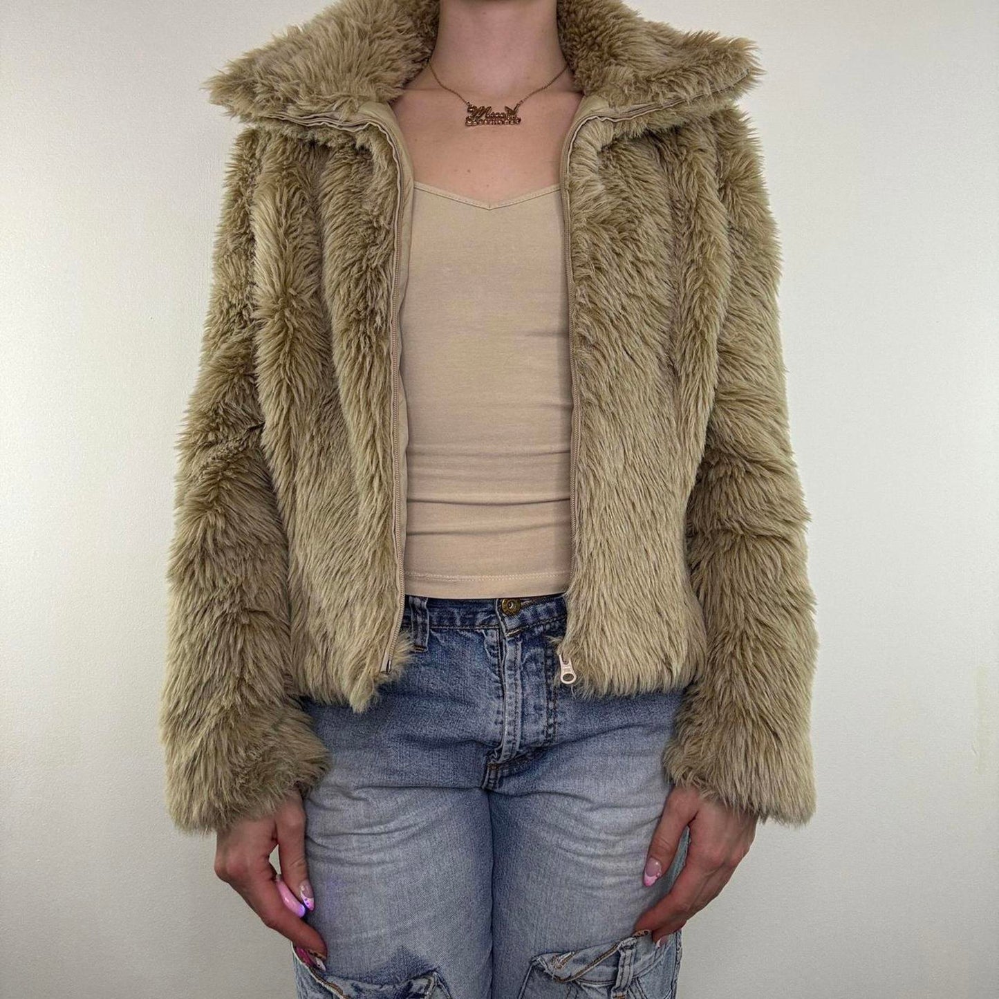 Y2K vintage faux fur coat zip up high neck shaggy beige short length fluffy