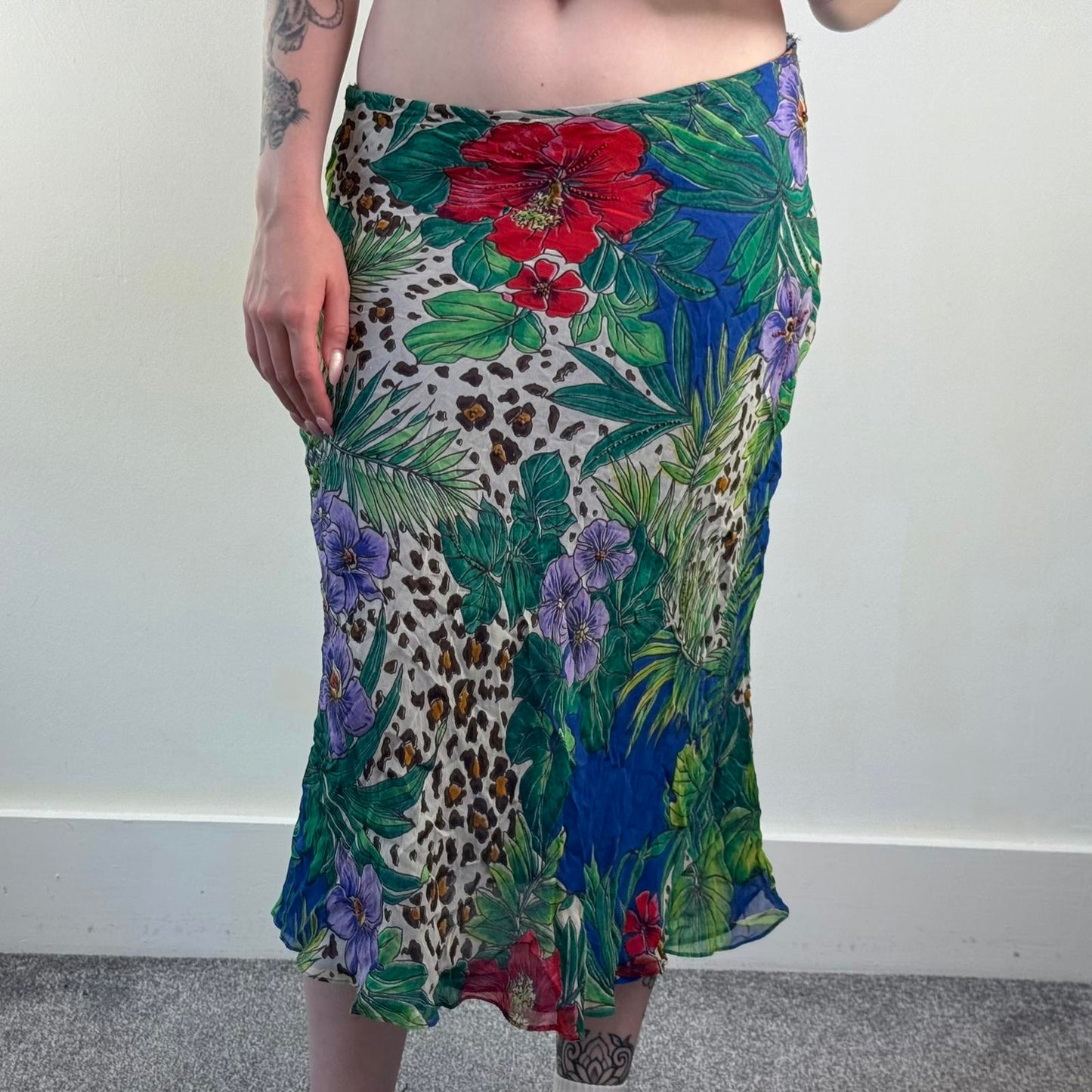 Y2K vintage low rise midi skirt beaded leopard print floral palm tree hibiscus
