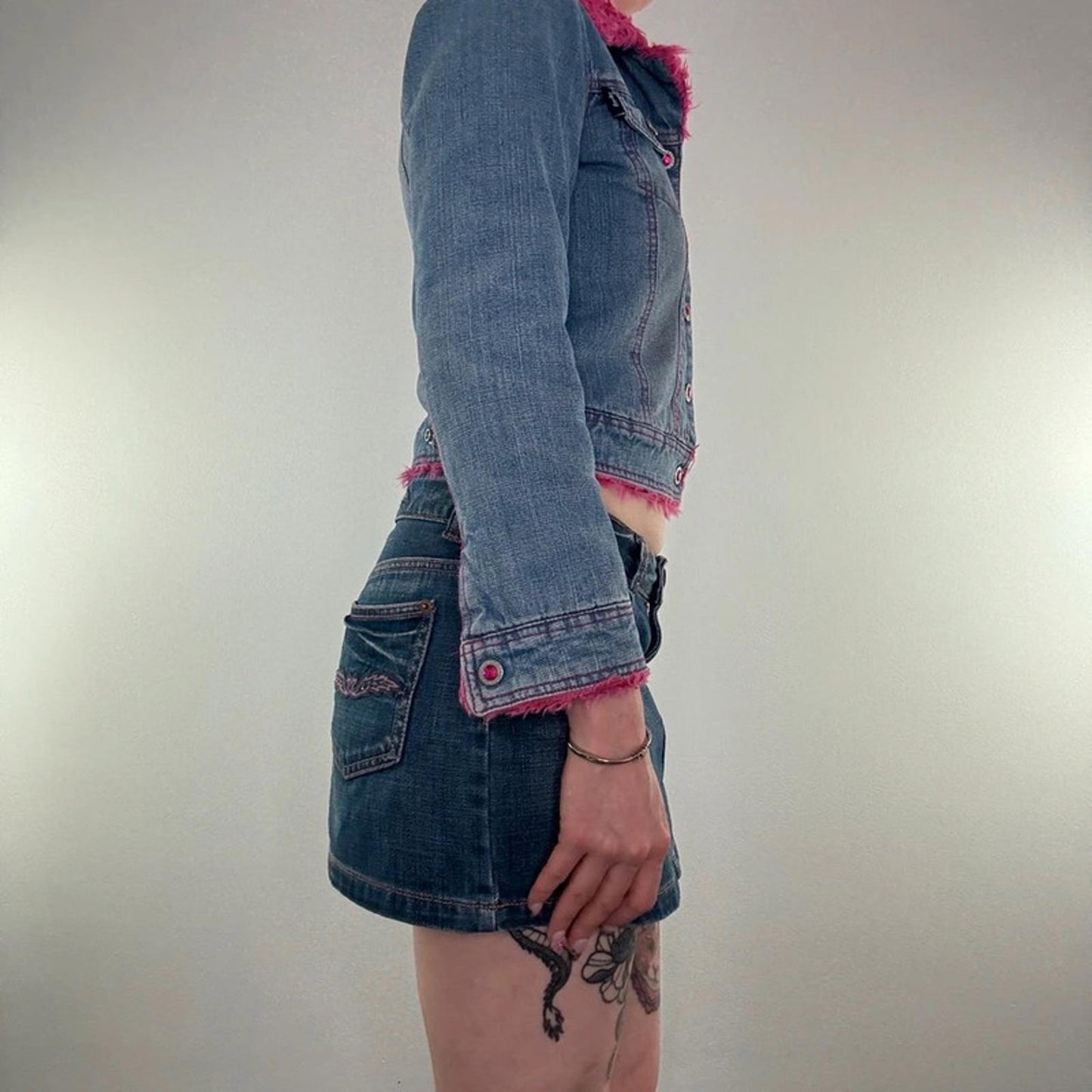 Y2K vintage denim pink faux fur trim rhinestone denim jacket cropped short