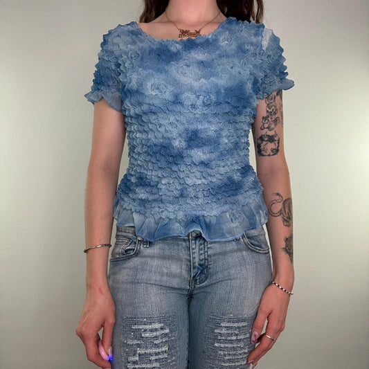 Y2K vintage popcorn frilly top tie dye ombre light blue short sleeve frill hem