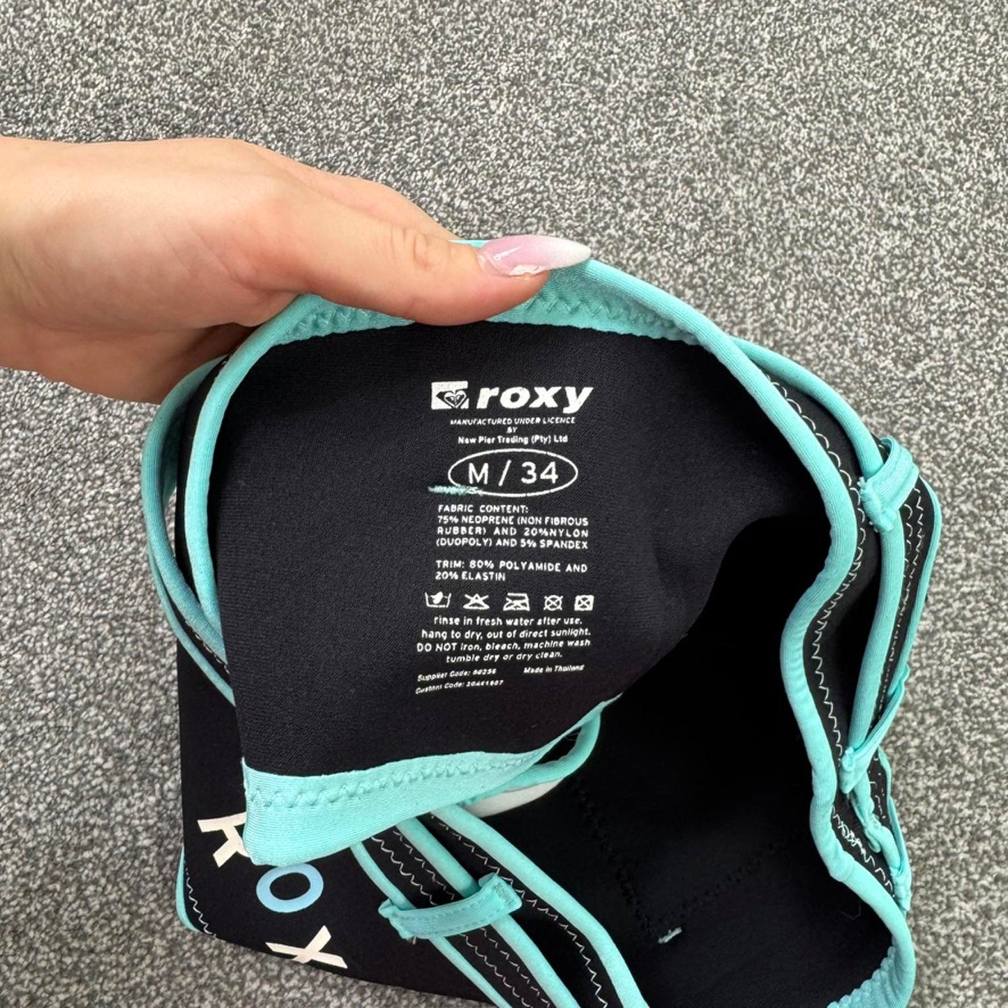 Y2K vintage Roxy hot pant shorts neoprene blend black blue mini