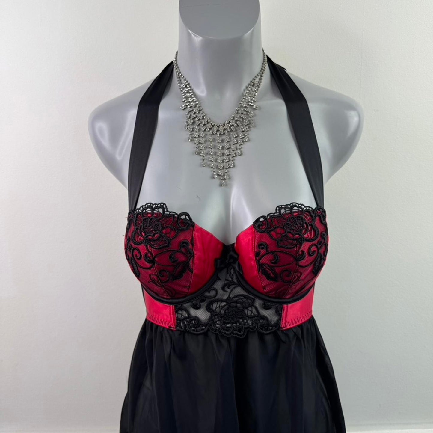 Ann Summers sample piece babydoll halter neck floral red black mesh padded satin