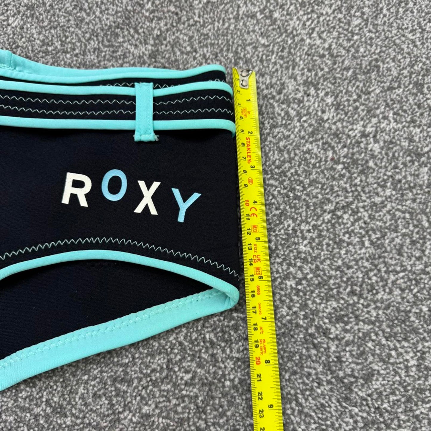 Y2K vintage Roxy hot pant shorts neoprene blend black blue mini