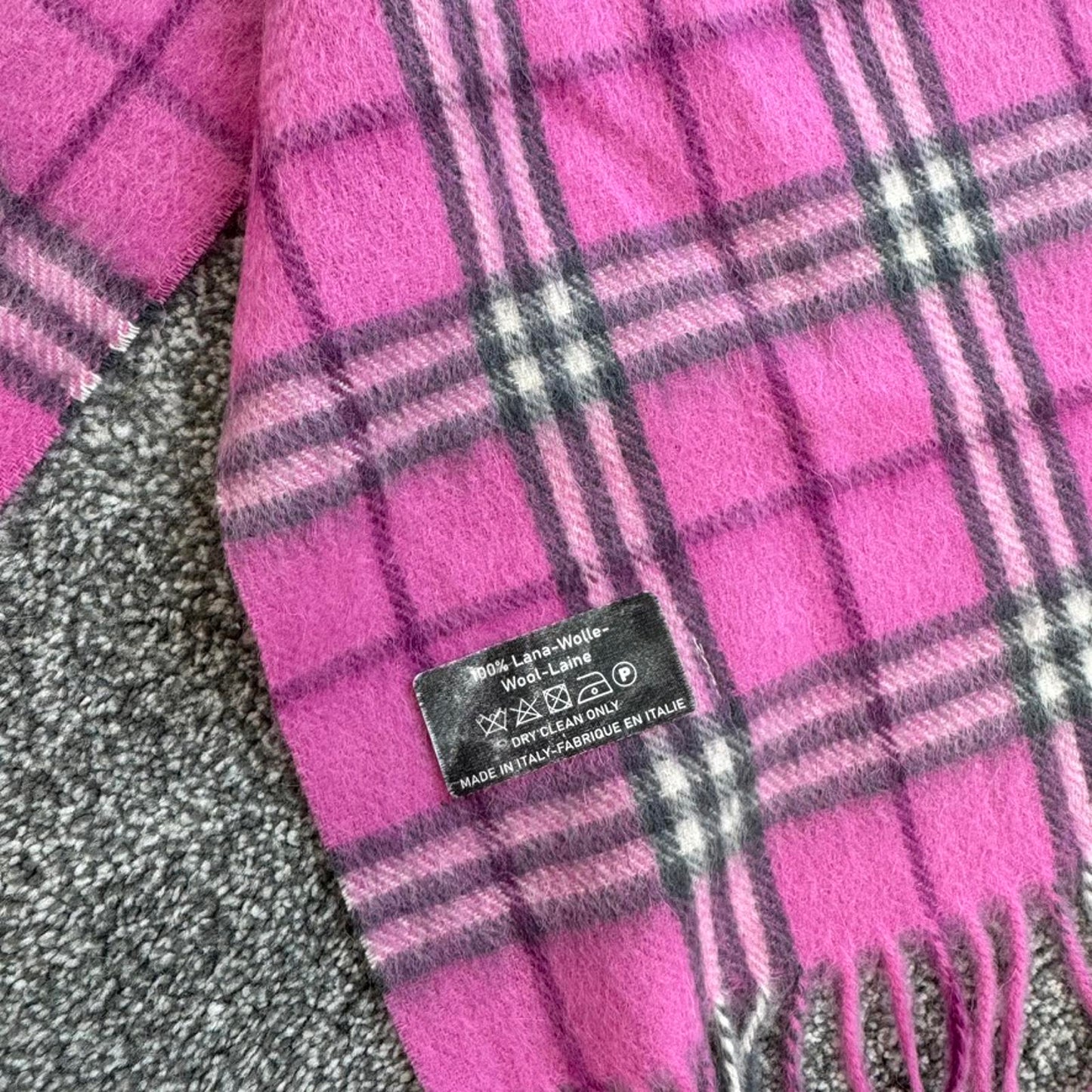 Y2K vintage 100% wool nova check print scarf pink black white
