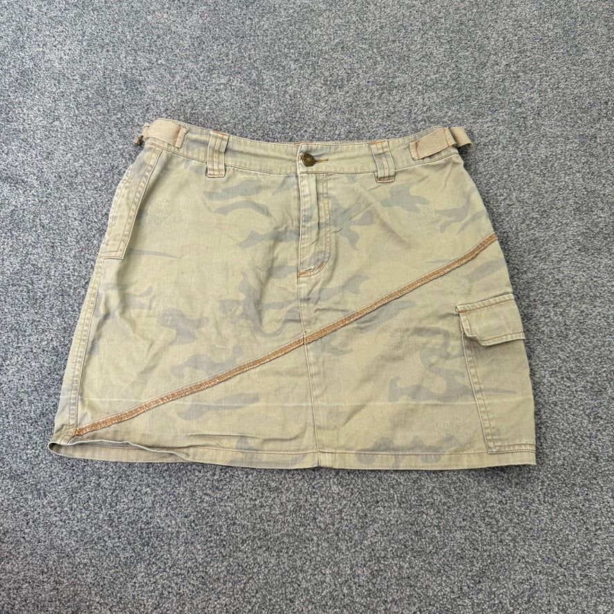 Y2K mid rise cargo camo mini skirt