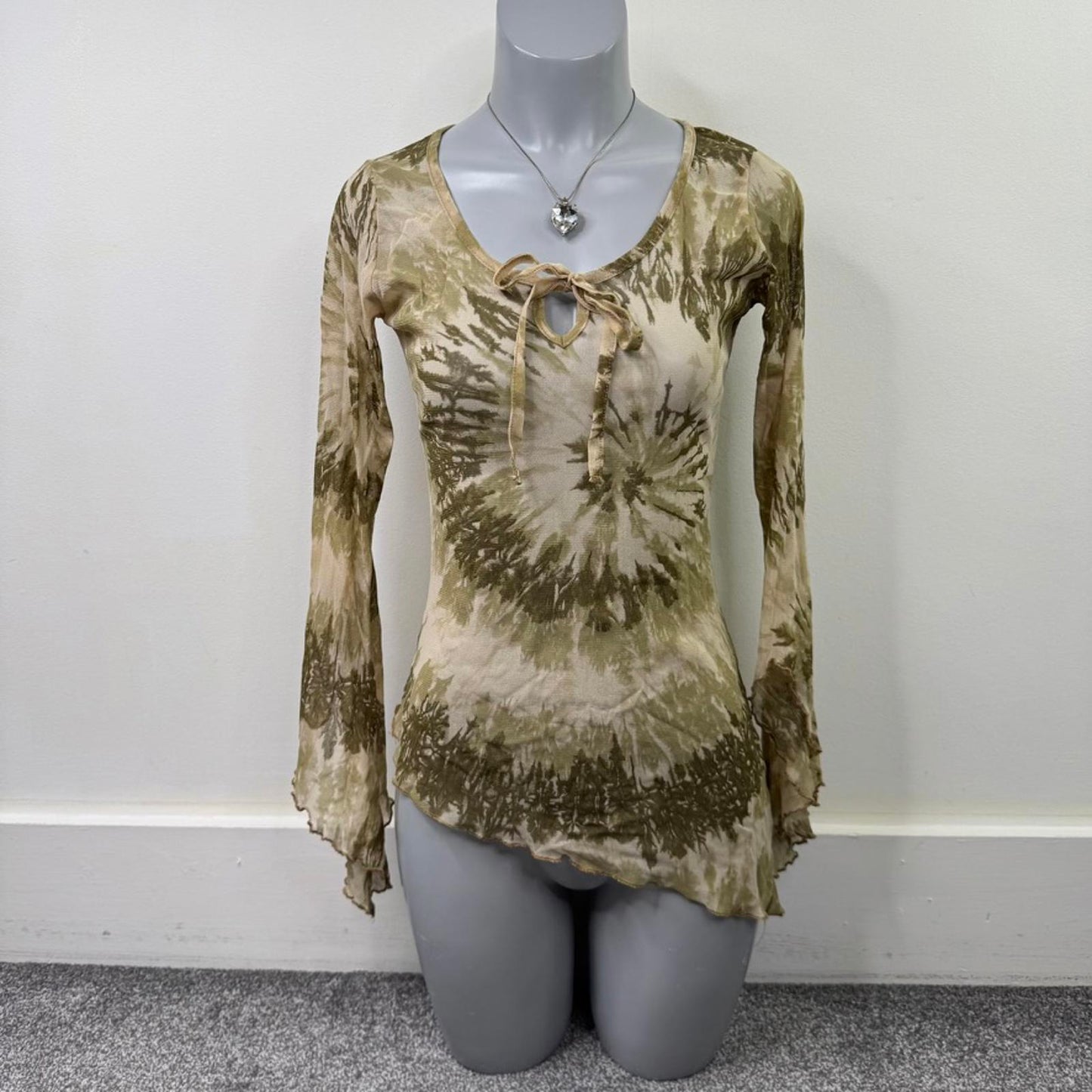 Y2K vintage tie dye mesh long flare sleeve top asymmetrical hem bow lettuce boho