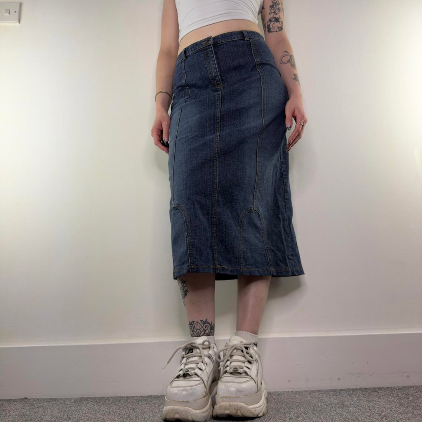 Y2K vintage stretchy denim midi skirt