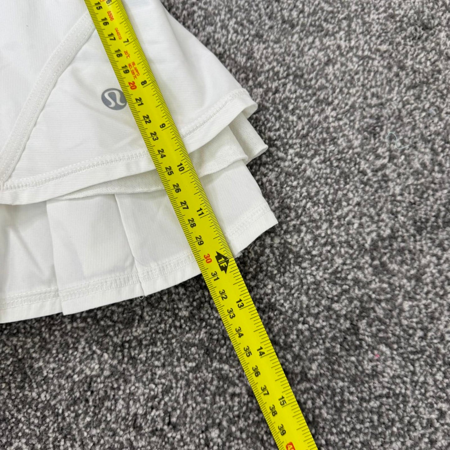 Lululemon Run Resolution skort skirt built in shorts pleated ruffle tiered XS