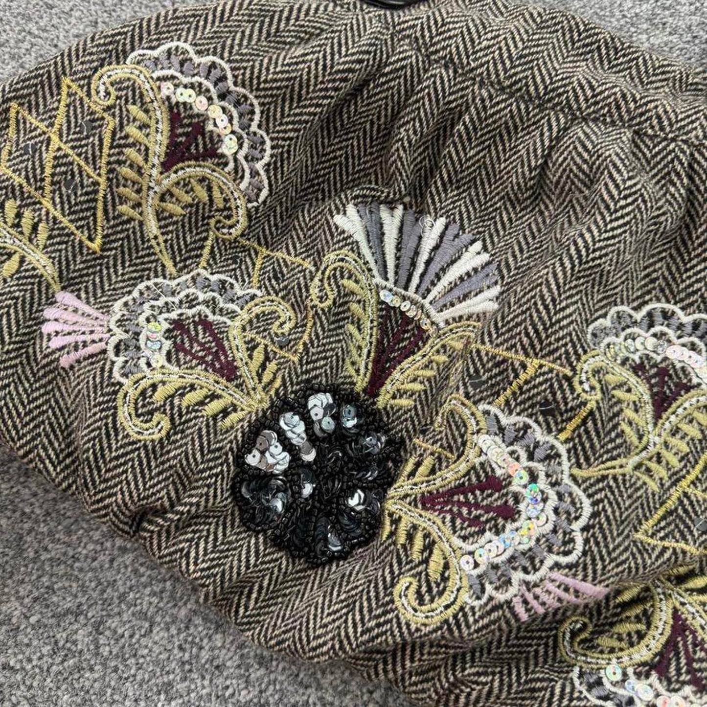 Y2K vintage tweed floral sequin shoulder bag embellished buckle beaded medium