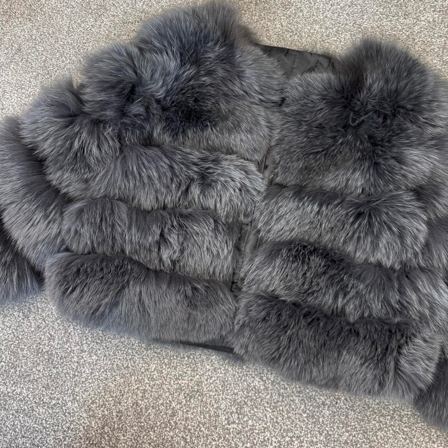 Genuine fur cropped 3/4 sleeve jacket coat  5 panel grey silk polyester lined