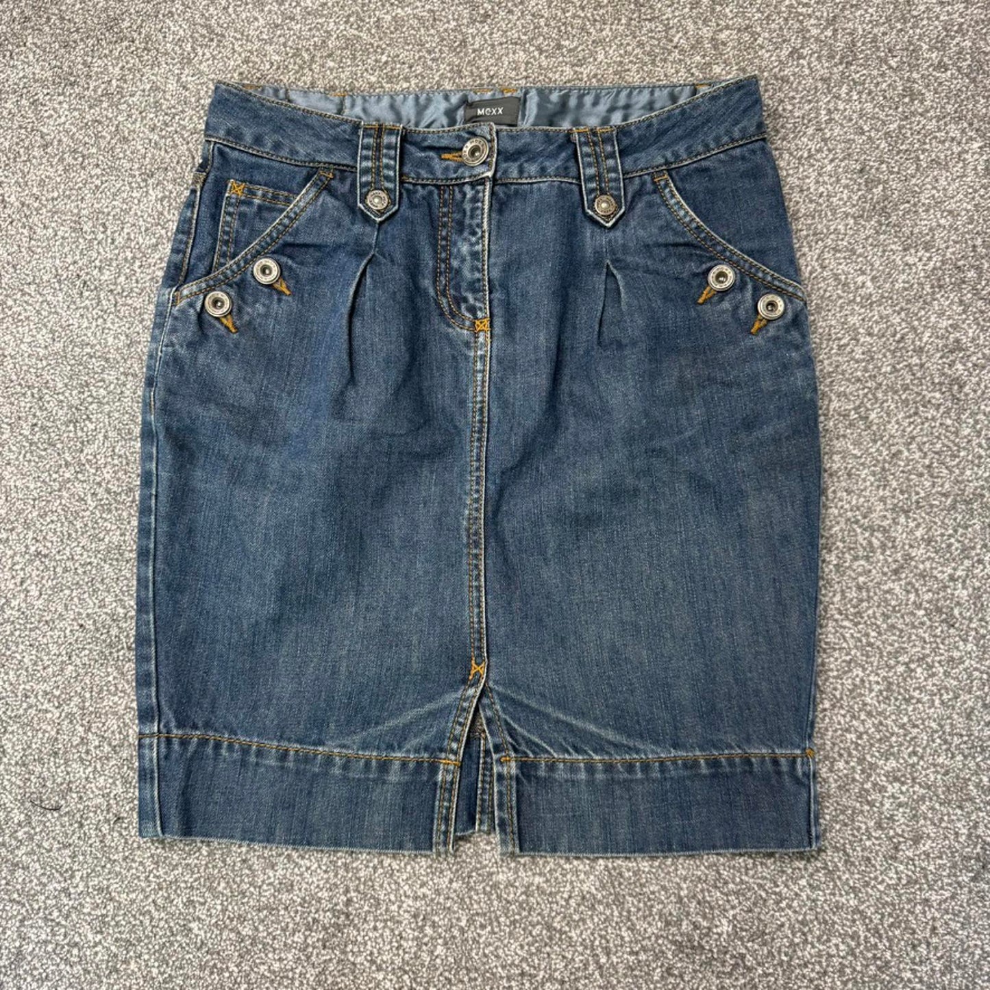 Y2K vintage denim midi skirt buttons fitted contrast stitch dark blue wash